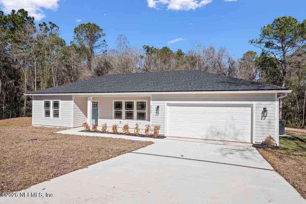 Homes For Sale - 2410 Daisy Street<br/> Middleburg, FL 32068