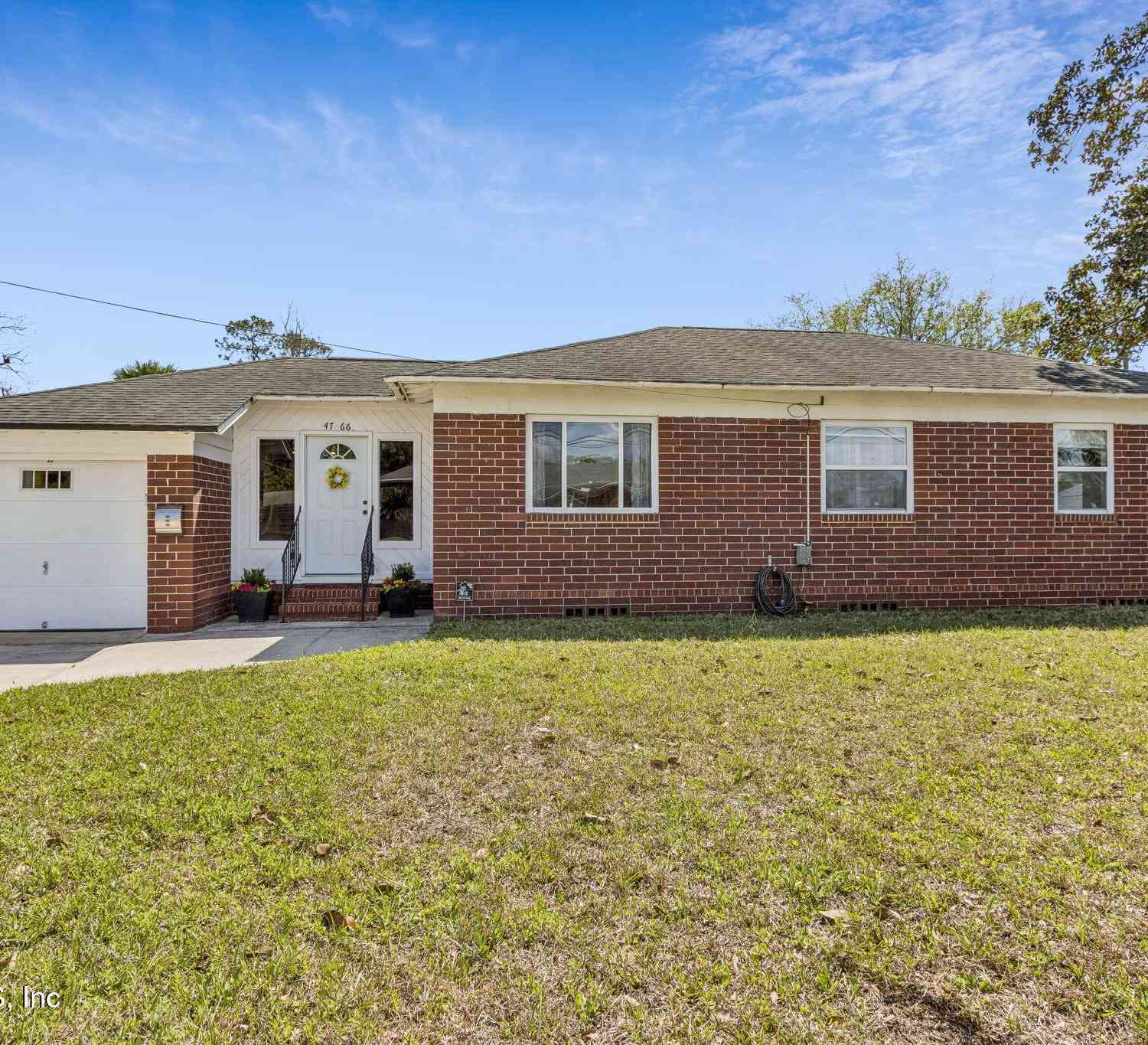 Homes For Sale - 4766 Ulmer Street<br/> Duval County, Jacksonville, FL 32205