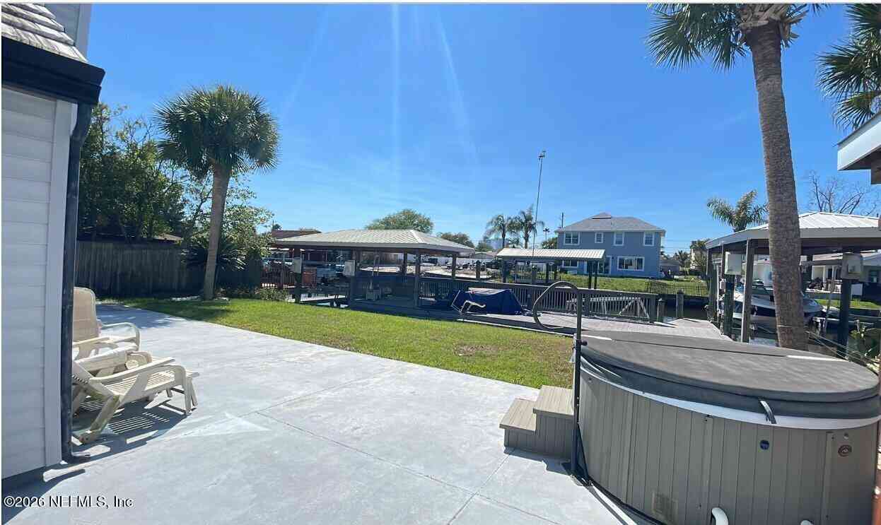 Homes For Sale - 4258 Seabreeze Drive<br/> Duval County, Jacksonville, FL 32250