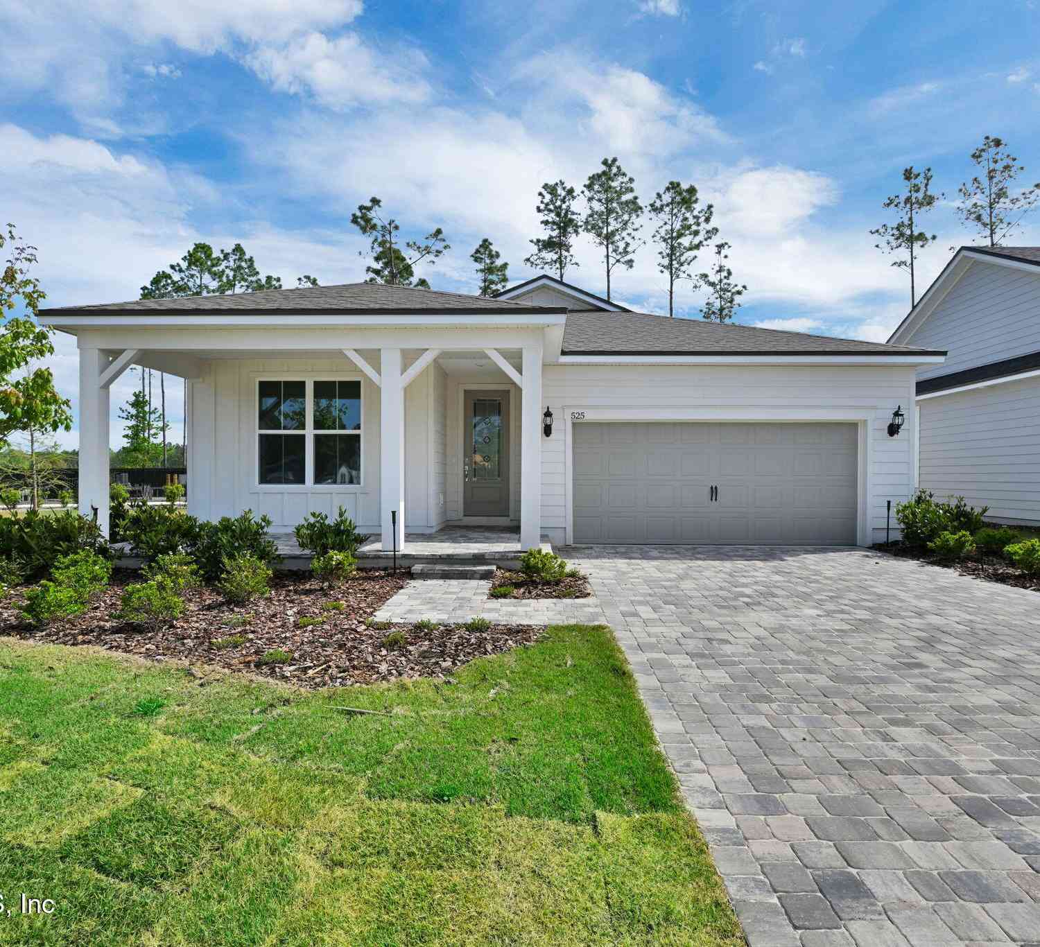 Homes For Sale - 525 Peppervine Way<br/> Yulee, FL 32097