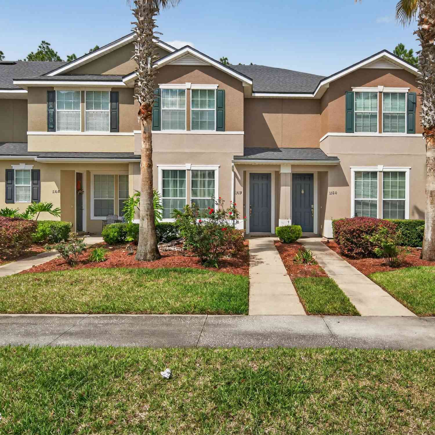 Townhouse For Sale - 4220 Plantation Oaks Boulevard #1319<br/> Orange Park, FL 32065