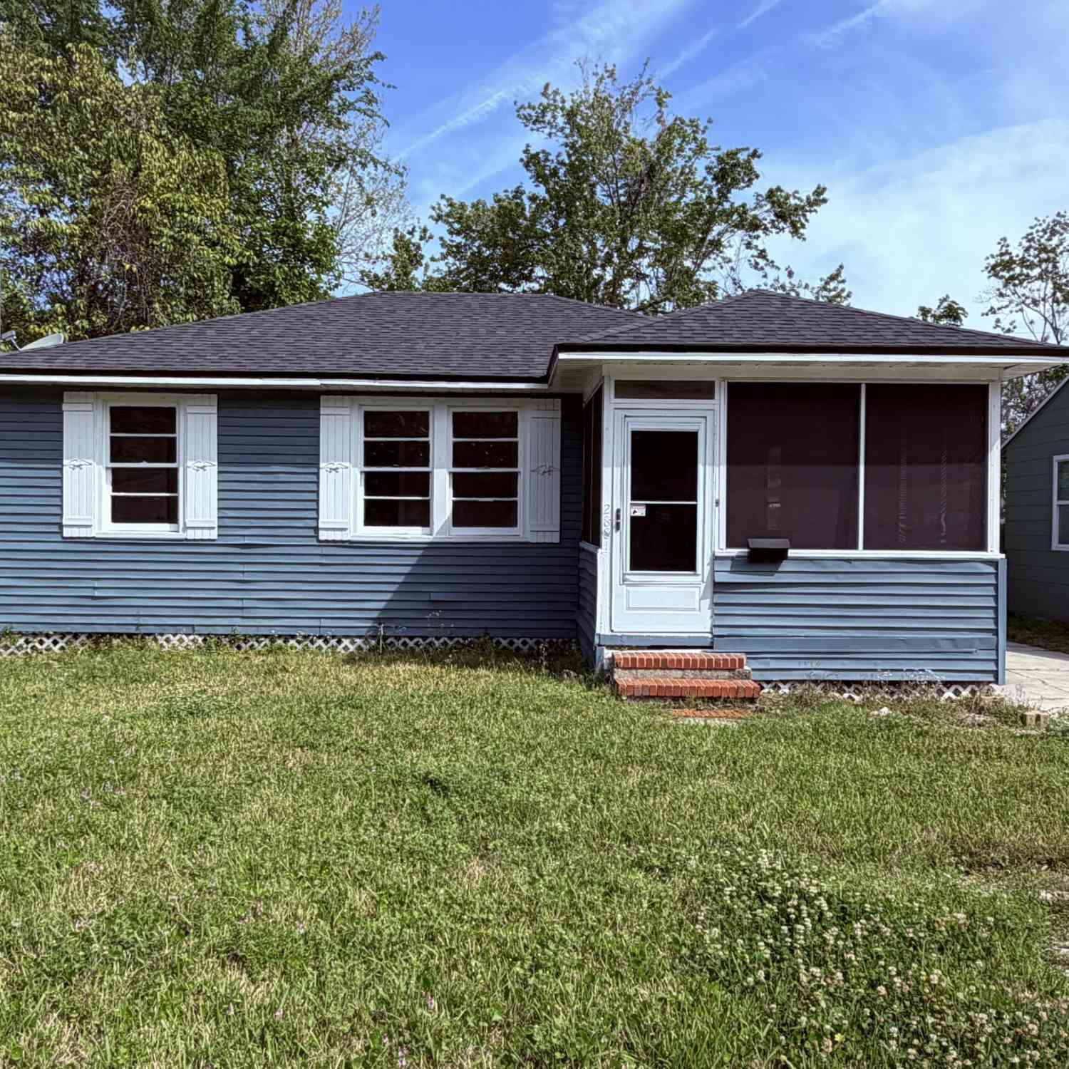 Homes For Sale - 2881 Lenox Avenue<br/> Jacksonville, FL 32254