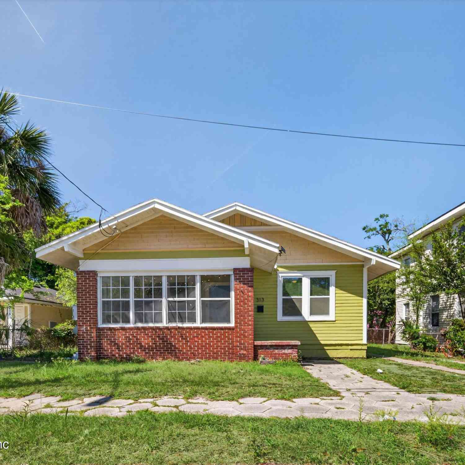 Homes For Sale - 313 W 18th Street<br/> Jacksonville, FL 32206