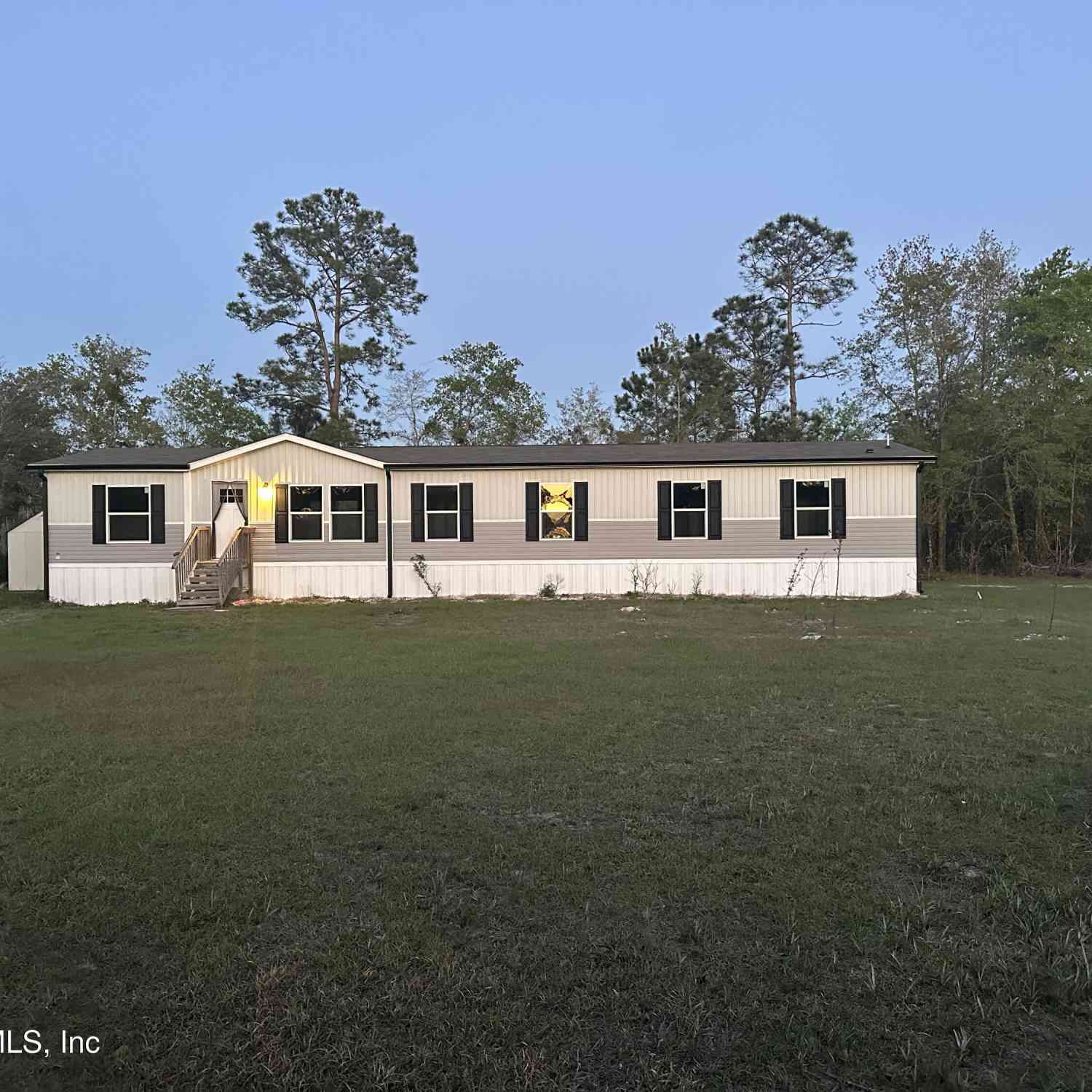Mobile Home For Sale - 2355 Walters Road<br/> Middleburg, FL 32068