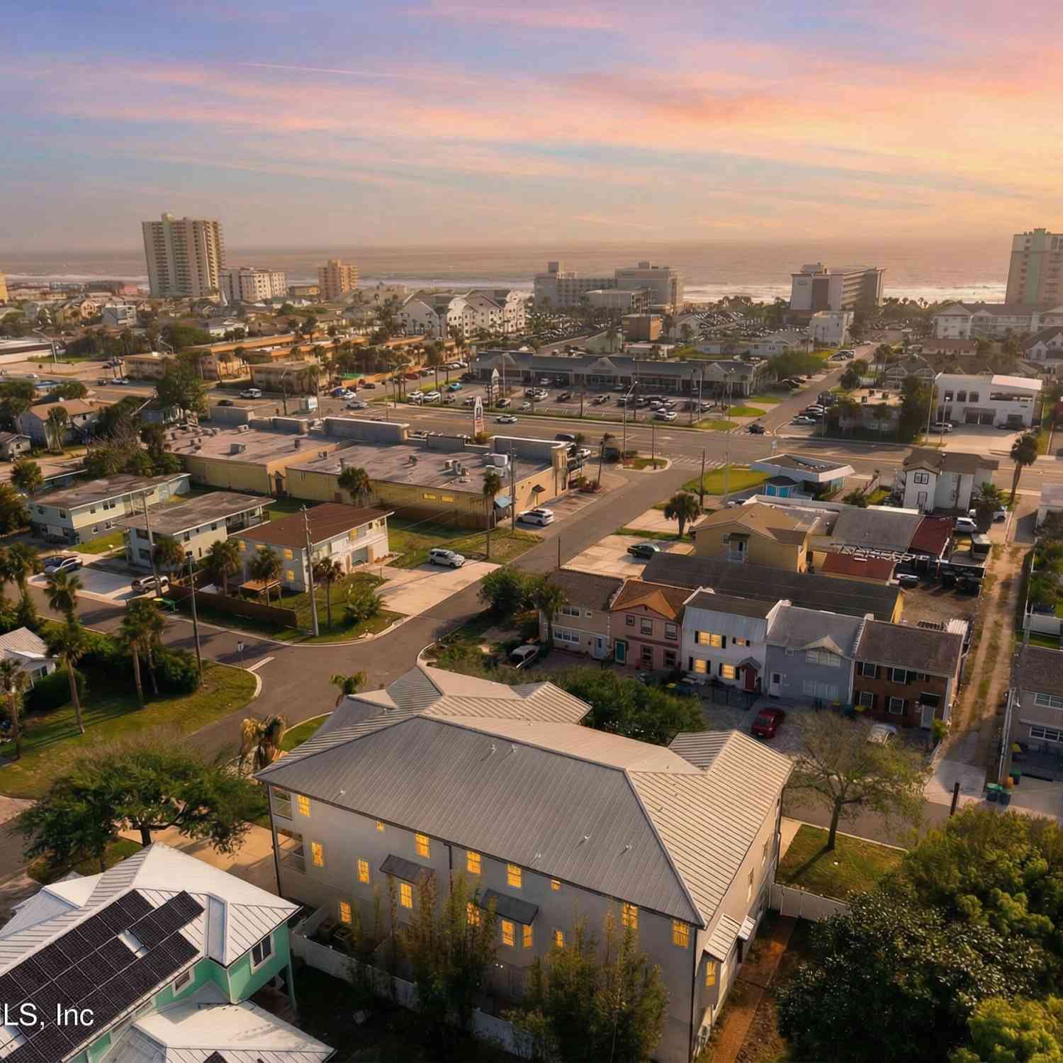 Condo For Sale - 400 14th Avenue #B<br/> Duval County, Jacksonville Beach, FL 32250
