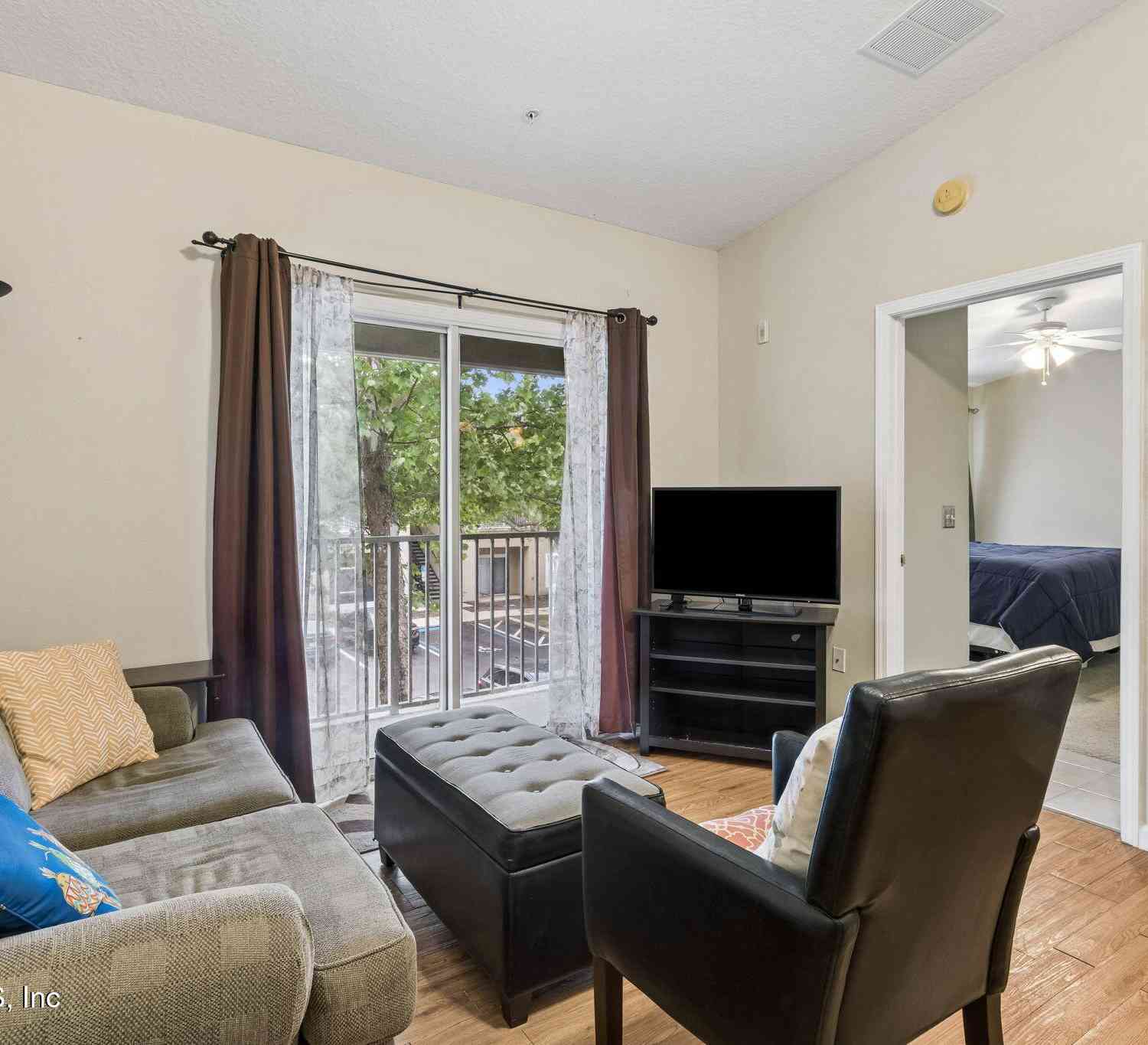 Condo For Sale - 6075 Maggies Circle #113<br/> Duval County, Jacksonville, FL 32244