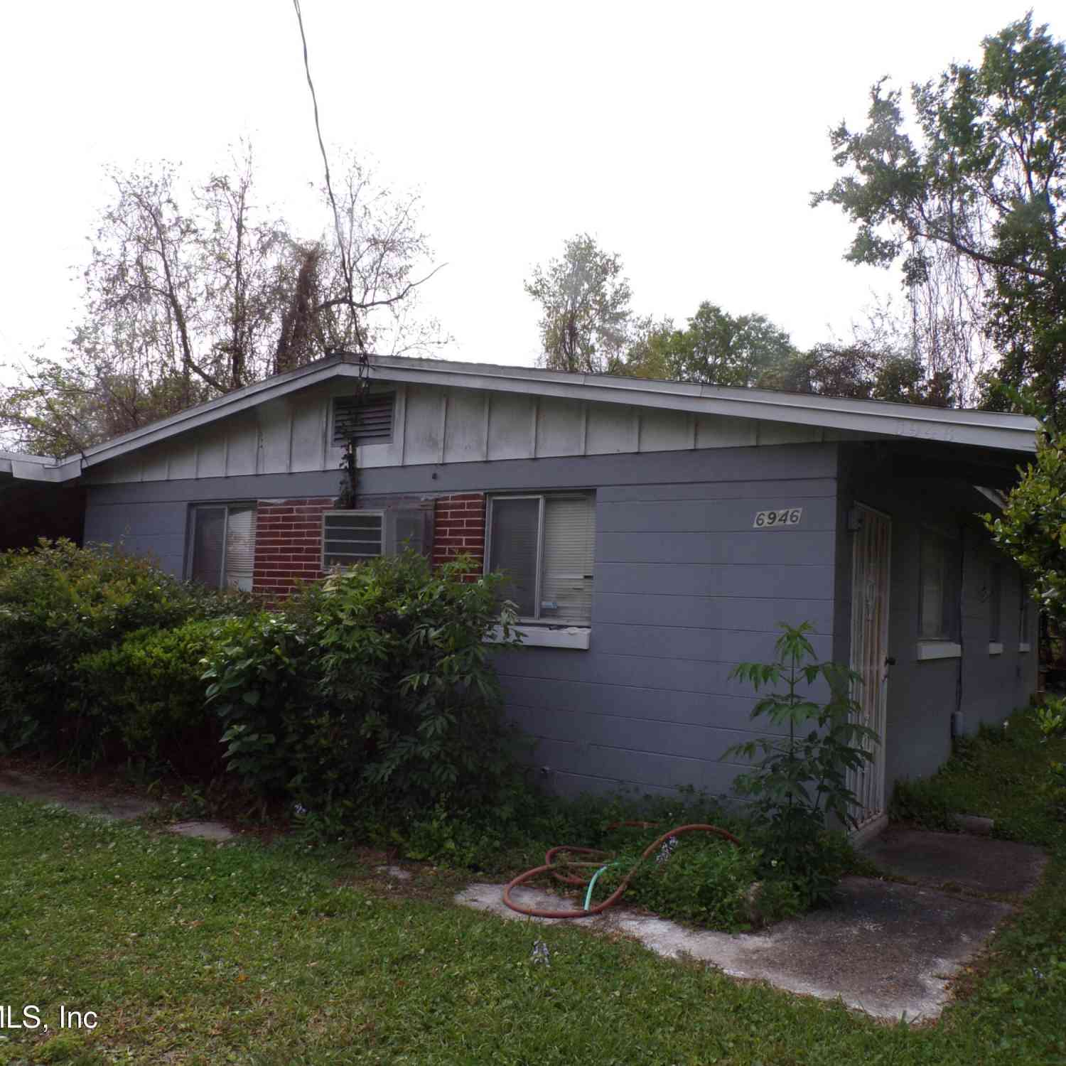 Homes For Sale - 6946 Jack Horner Lane<br/> Duval County, Jacksonville, FL 32210