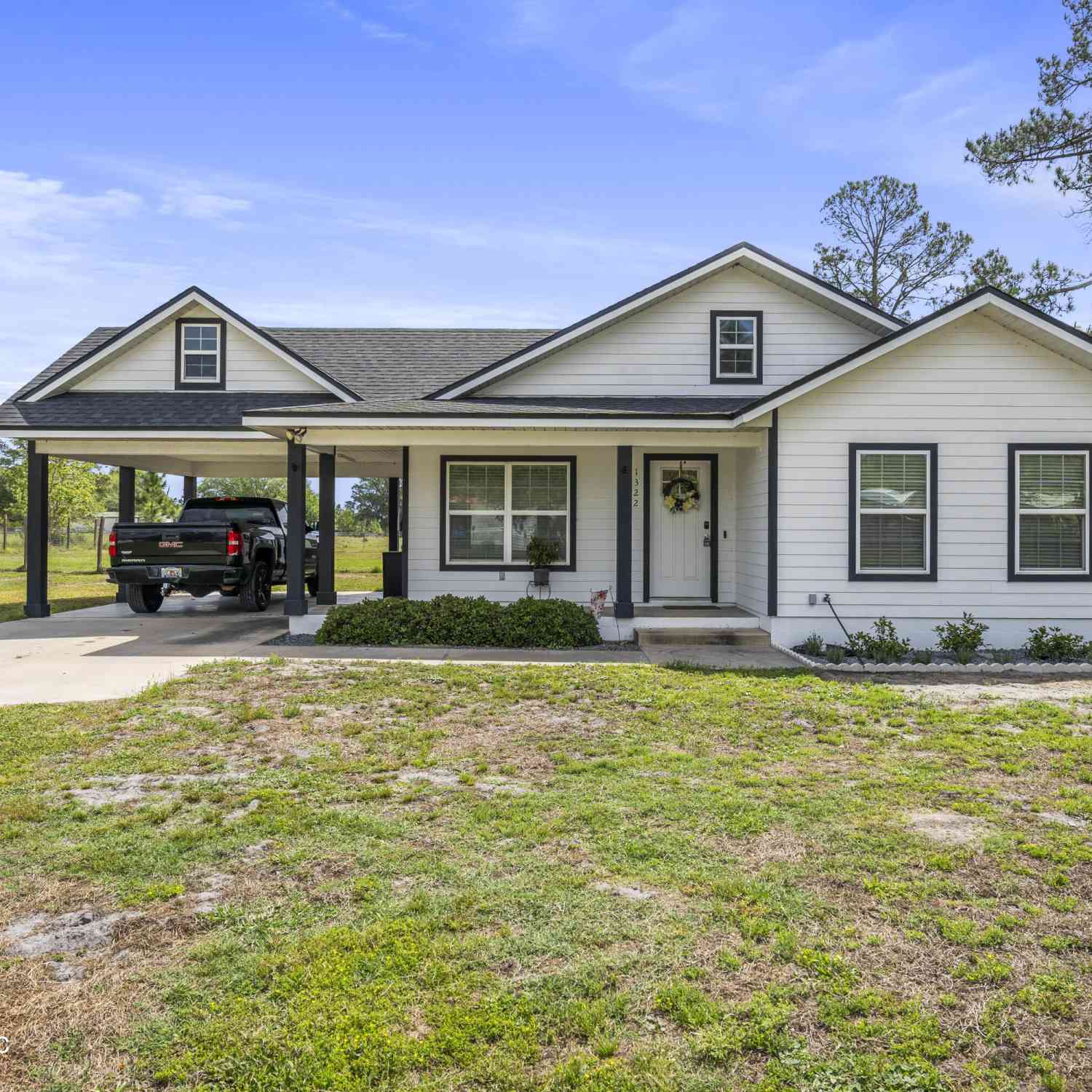 Homes For Sale - 1322 SW 4th Place Place<br/> Lake Butler, FL 32054