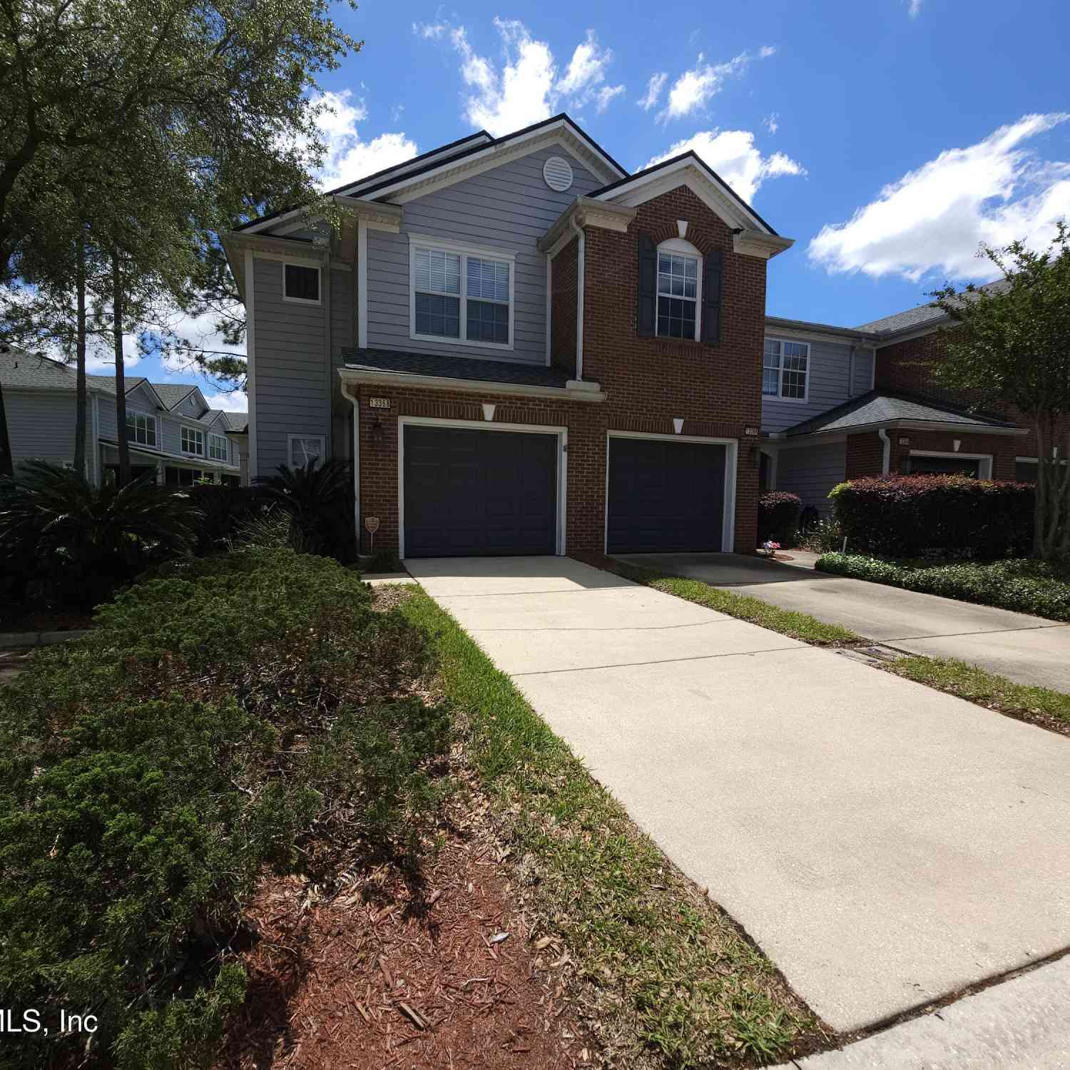 Townhouse For Sale - 13366 Stone Pond Drive<br/> Jacksonville, FL 32224