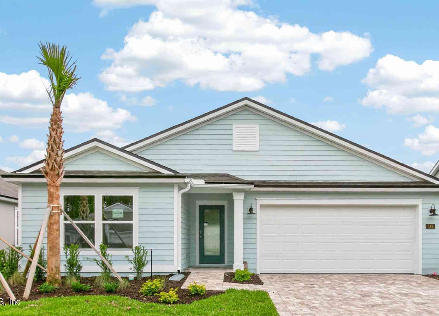 Homes For Sale - 146 Greenwood Drive<br/> Palm Coast, FL 32137