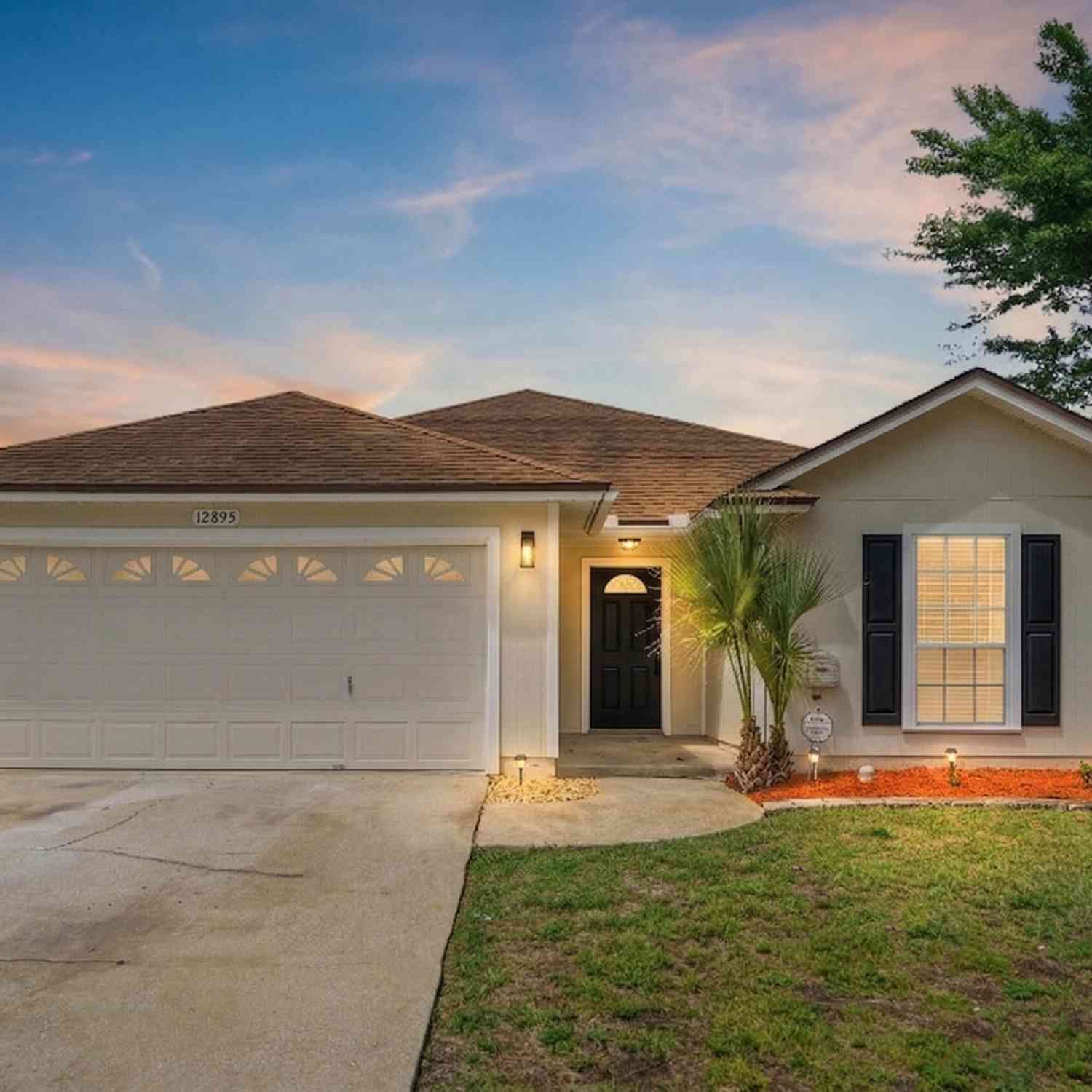 Homes For Sale - 12895 Bentwater Drive<br/> Jacksonville, FL 32246