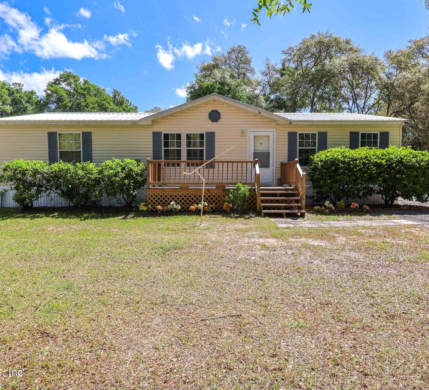 Mobile Home For Sale - 124 Idlewood Acres Lane<br/> Pomona Park, FL 32181