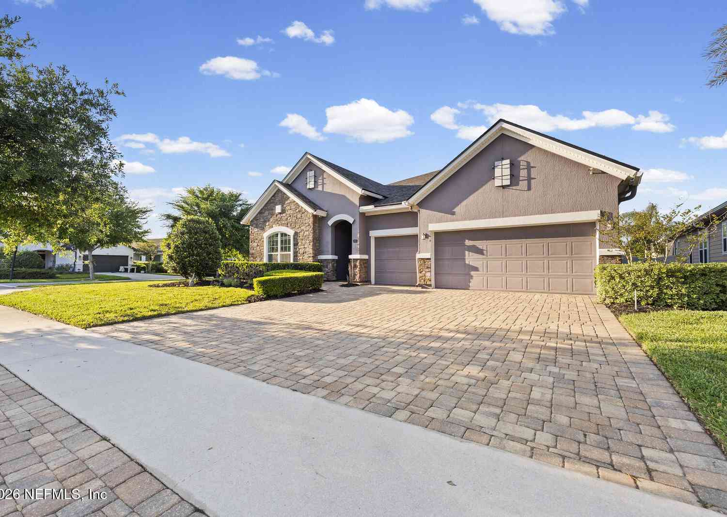 Homes For Sale - 197 Greenleaf Lakes Avenue<br/> Ponte Vedra, FL 32081