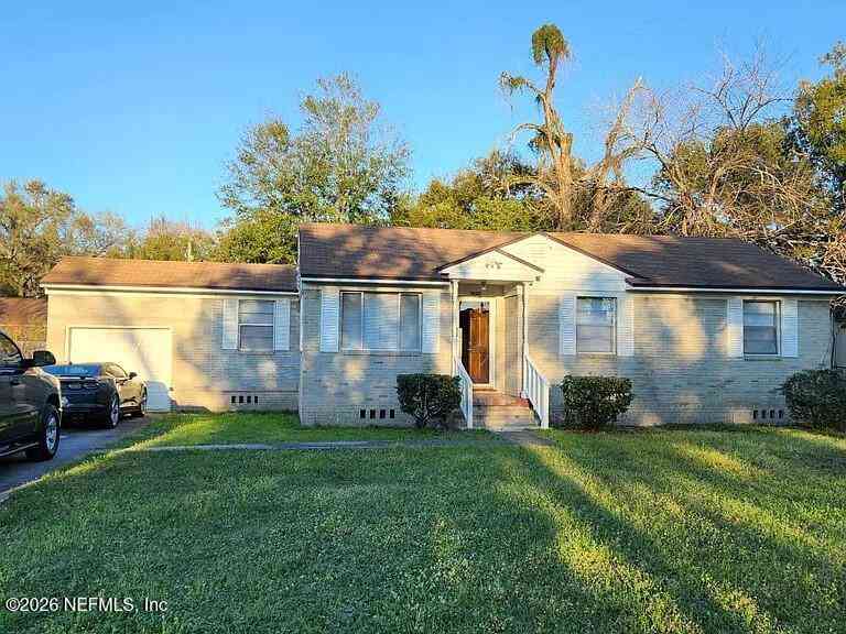 Homes For Rent - 7927 Reid Avenue<br/> Jacksonville, FL 32208