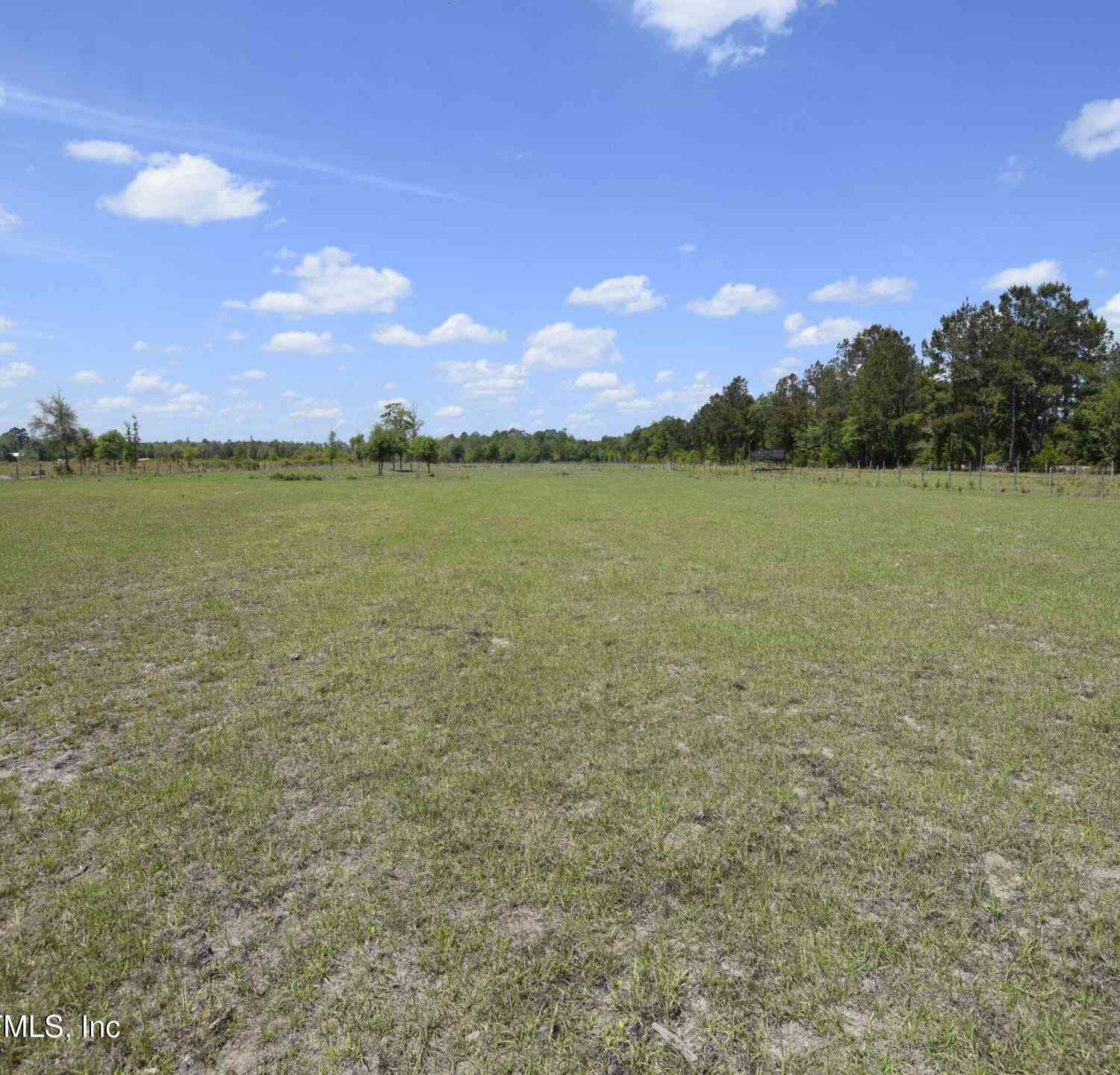 Vacant Land For Sale - 18126 County Road 121<br/> Bryceville, FL 32009