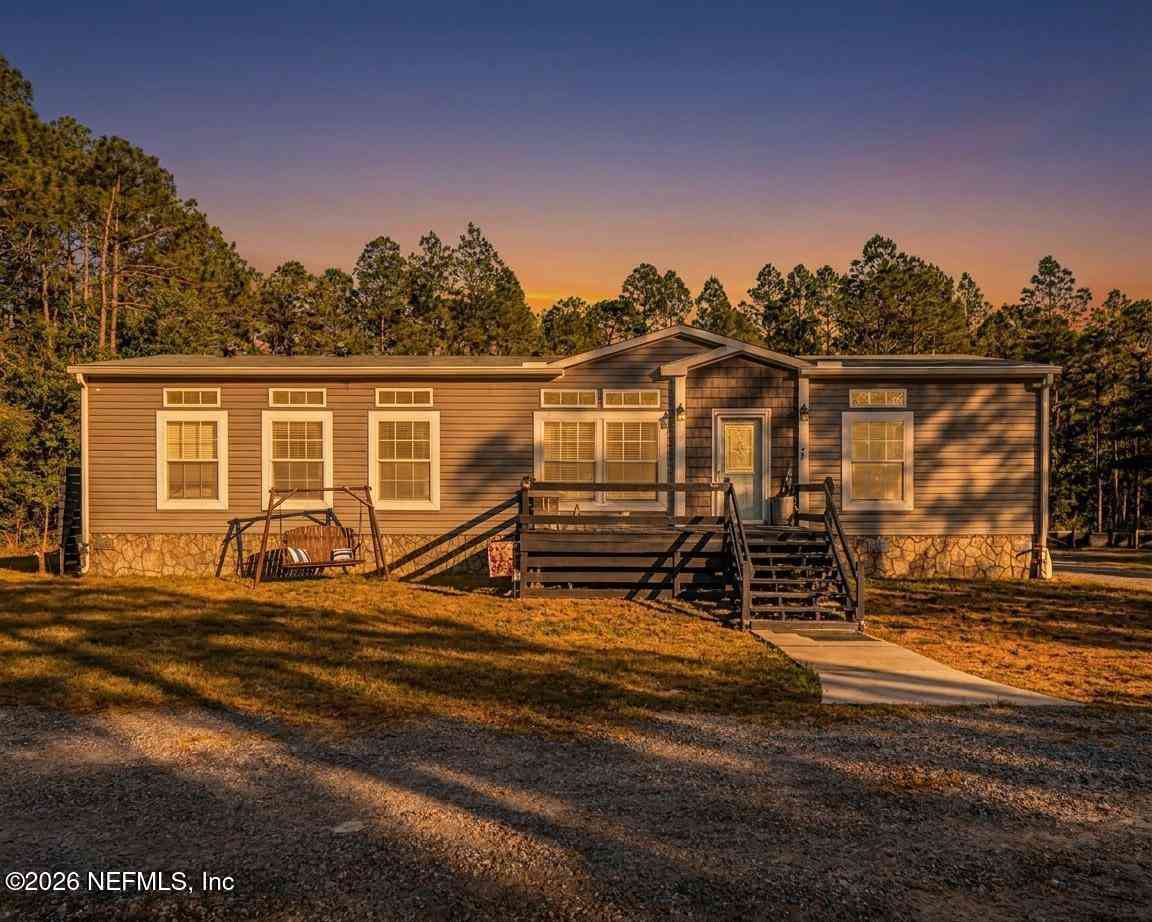 Mobile Home For Sale - 23221 Hassie Johns Road<br/> Baker County, Sanderson, FL 32087