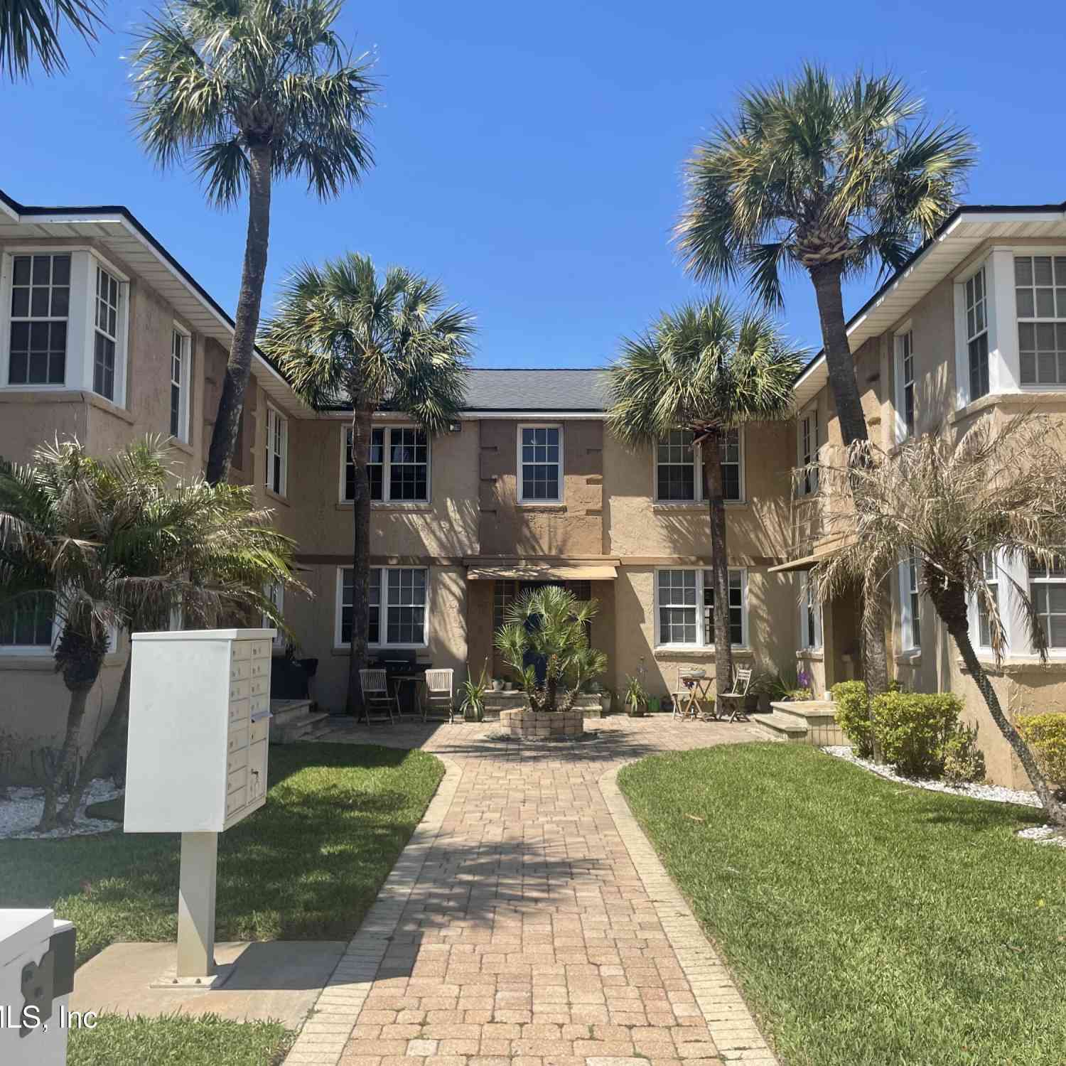 Condo For Rent - 319 1st Avenue #1-A<br/> Jacksonville Beach, FL 32250