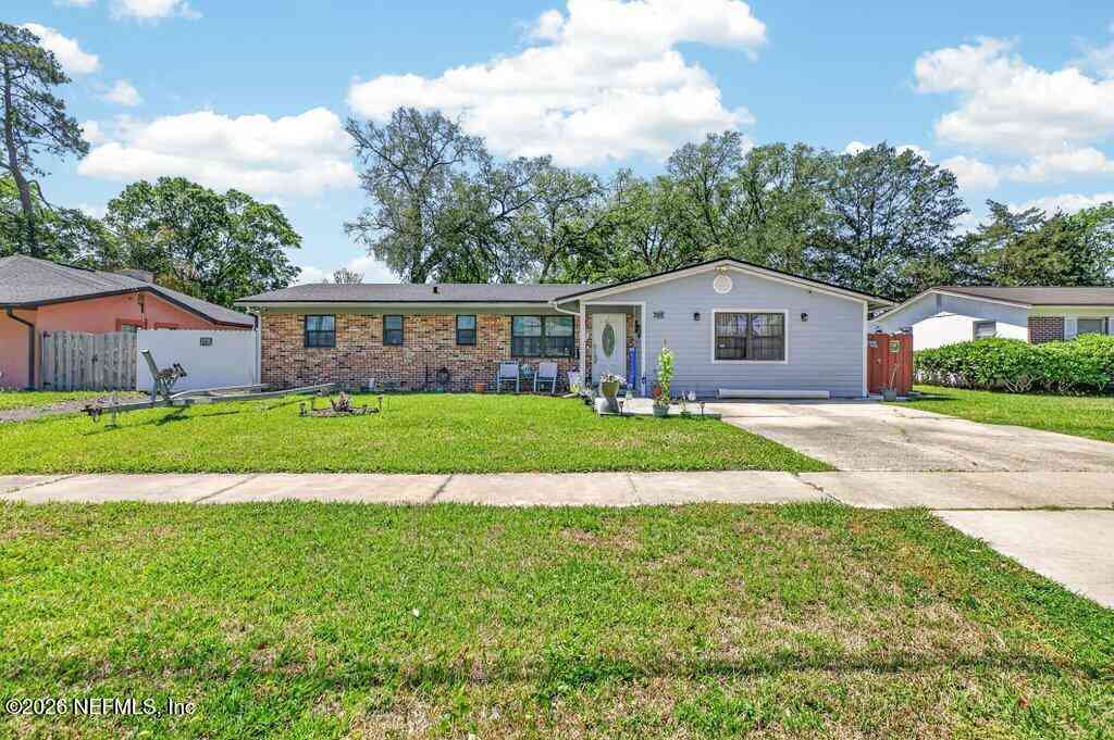Homes For Sale - 5656 Fargo Drive<br/> Jacksonville, FL 32207
