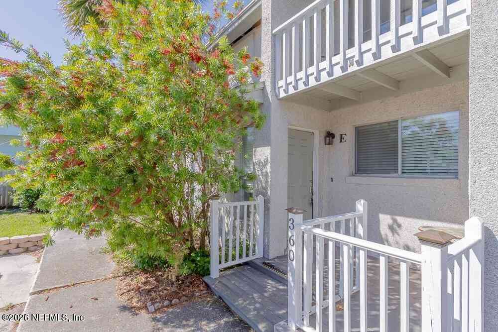Townhouse For Rent - 360 14th Avenue #E<br/> Jacksonville Beach, FL 32250