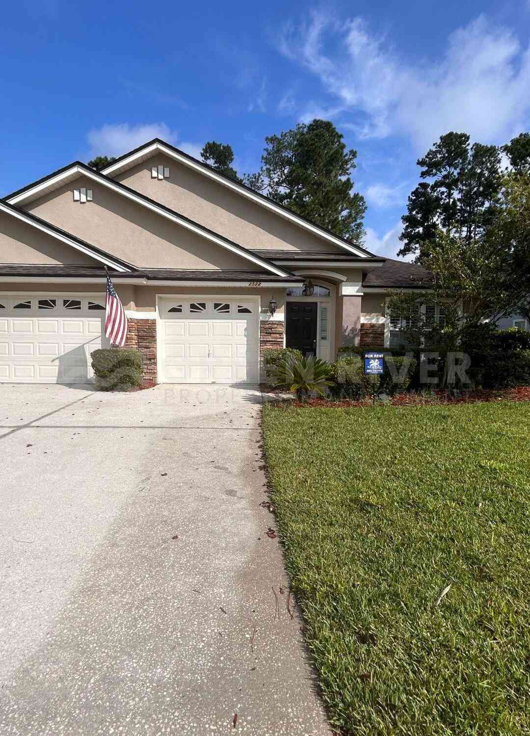 Homes For Rent - 2522 Willow Creek Drive<br/> FlemingKey, FL 32003