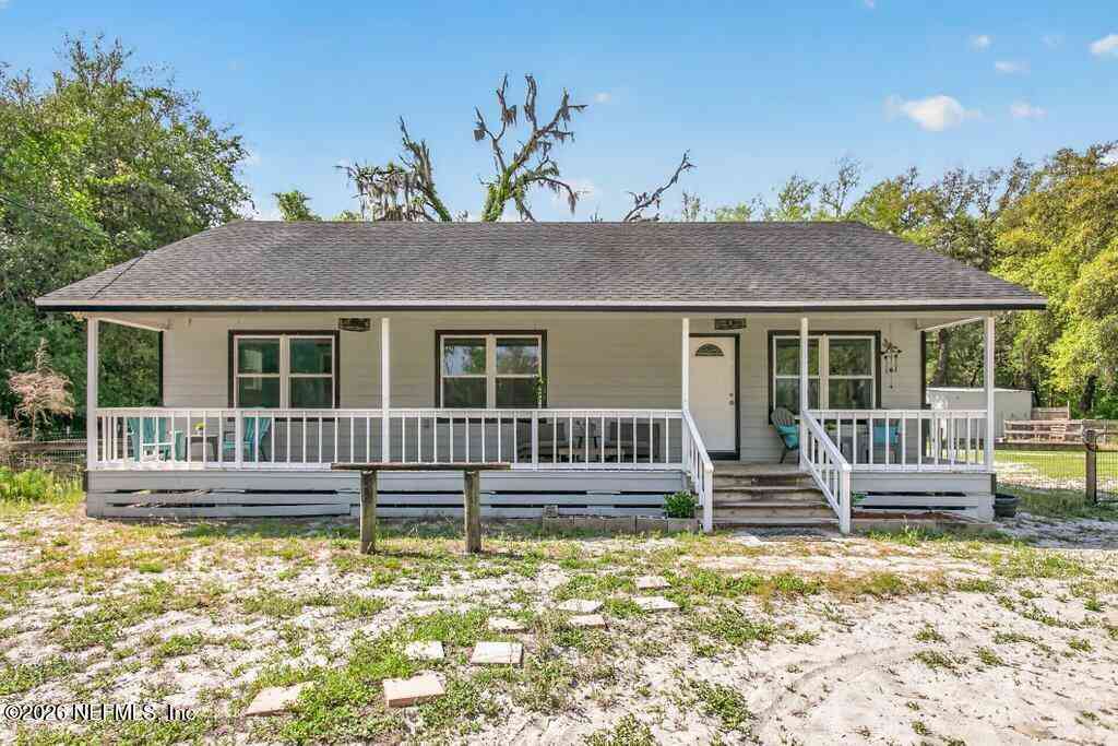 Homes For Sale - 461 Old Starke Road<br/> Palatka, FL 32177