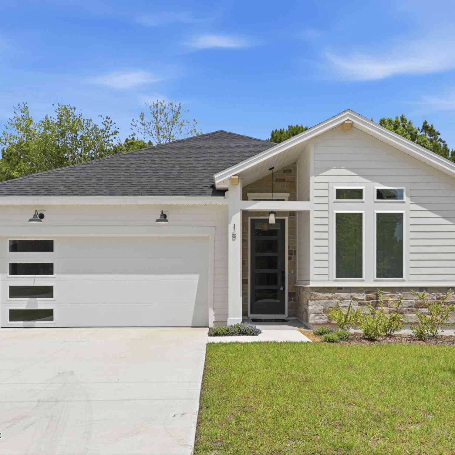 Homes For Sale - 15 Ulmus Place<br/> Palm Coast, FL 32164