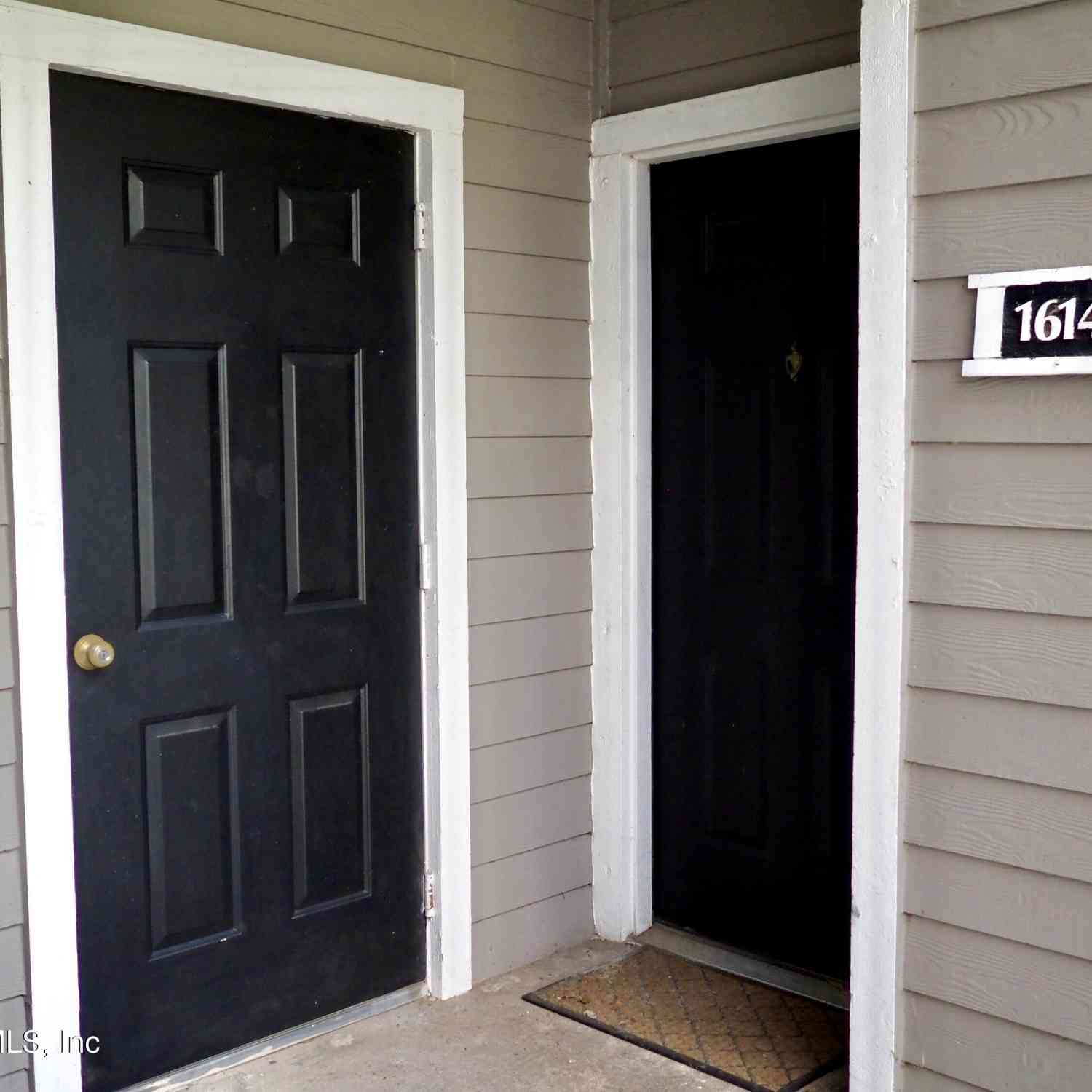 Condo For Sale - 10000 Gate Parkway #1614<br/> Duval County, Jacksonville, FL 32246