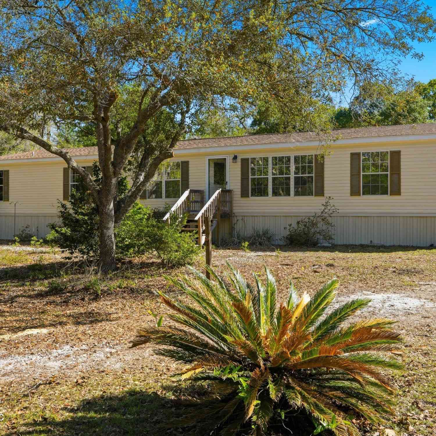 Mobile Home For Sale - 5625 Caribbean Circle<br/> Keystone Heights, FL 32656