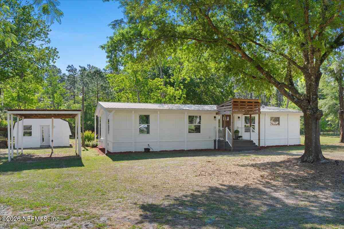 Mobile Home For Sale - 2439 Quarterhorse Trail<br/> Middleburg, FL 32068