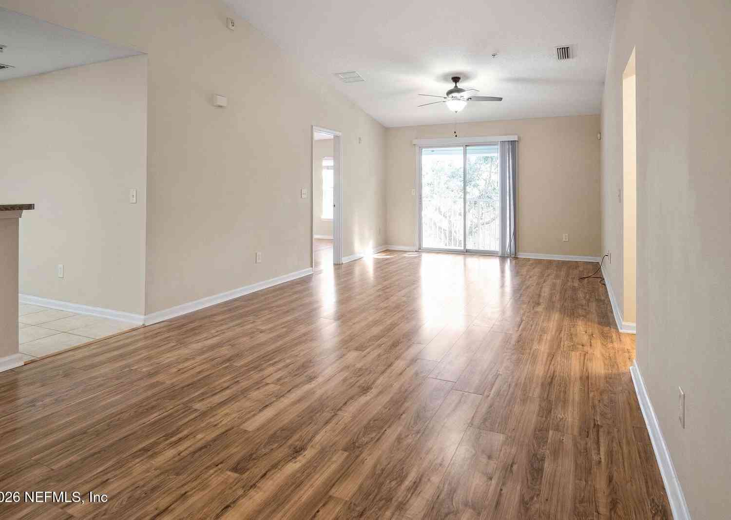 Townhouse For Sale - 7047 Deer Lodge Circle #106<br/> Jacksonville, FL 32256