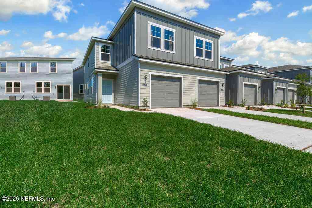 Townhouse For Sale - 174 Brazil Nut Circle<br/> Jacksonville, FL 32218