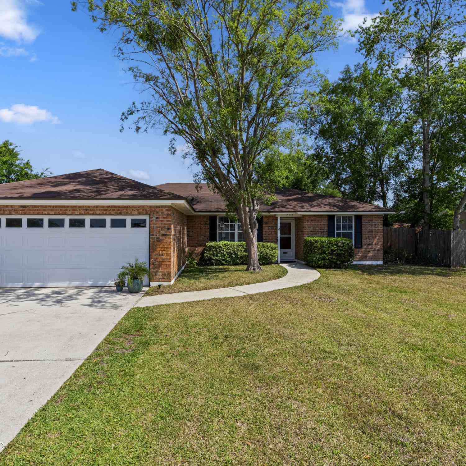 Homes For Sale - 3208 Sarahs Court<br/> Clay County, Green Cove Springs, FL 32043