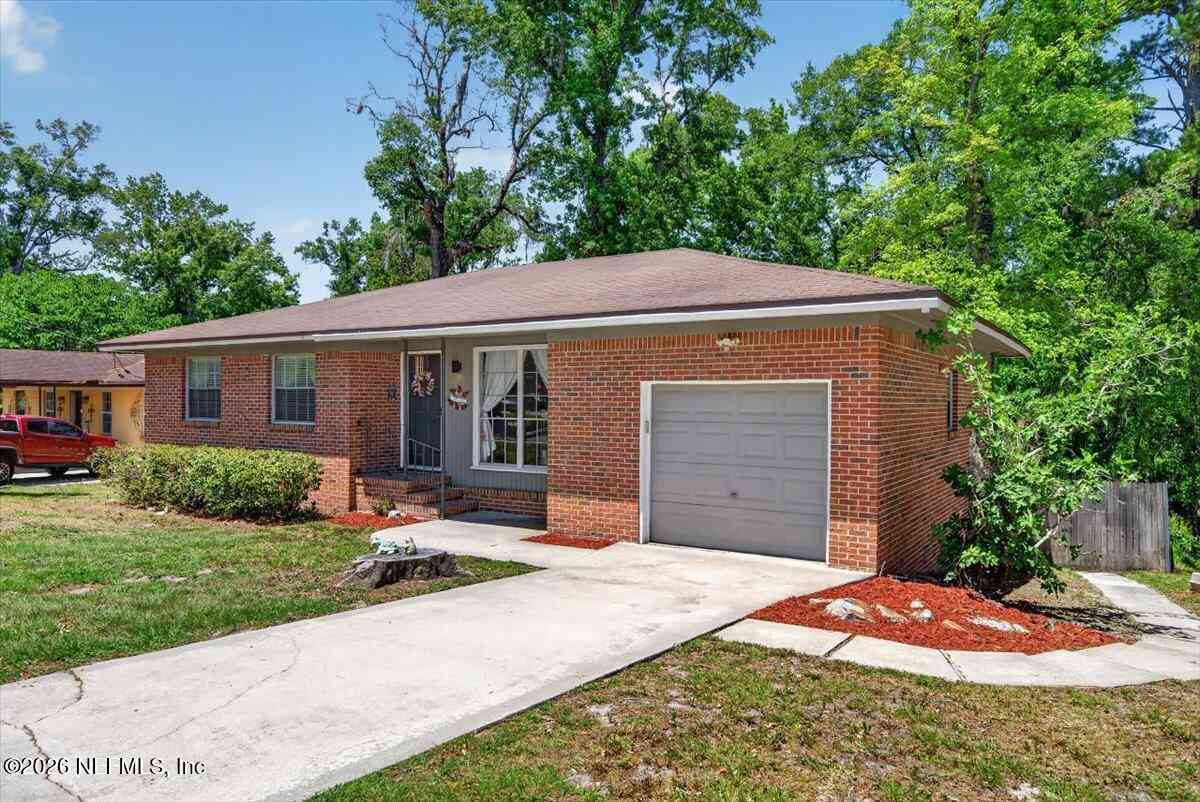 Homes For Sale - 257 Aquarius Concourse<br/> Orange Park, FL 32073