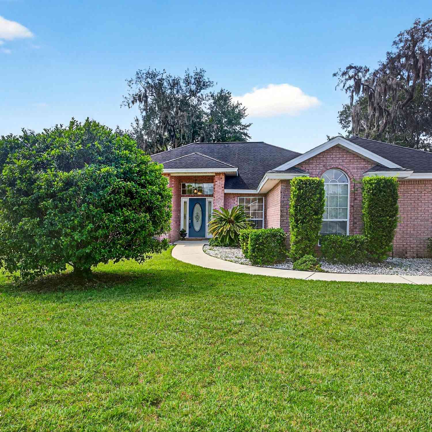 Homes For Sale - 2961 Shady Ridge Court<br/> Middleburg, FL 32068