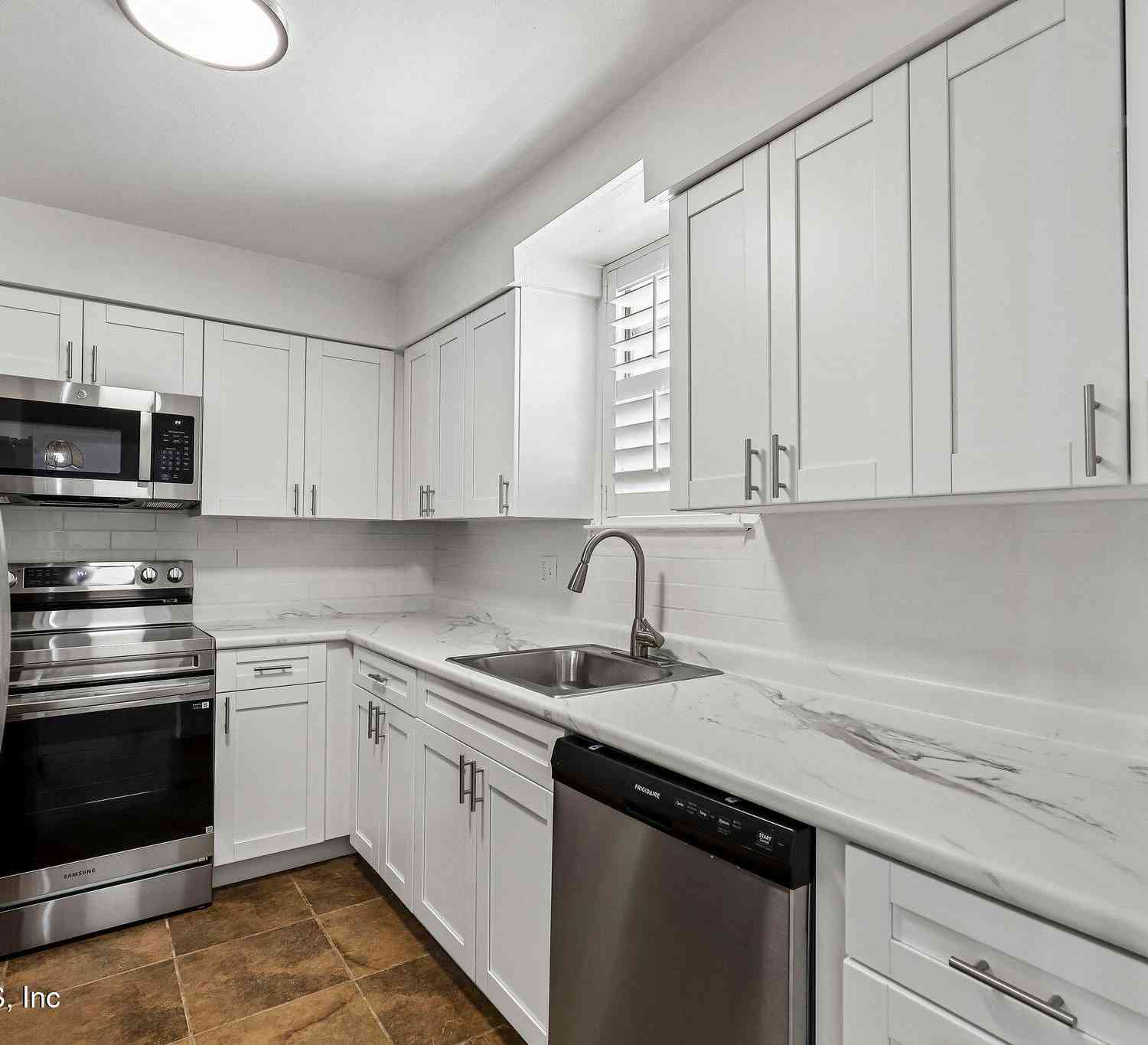 Condo For Sale - 1735 El Camino Road #2<br/> Duval County, Jacksonville, FL 32216