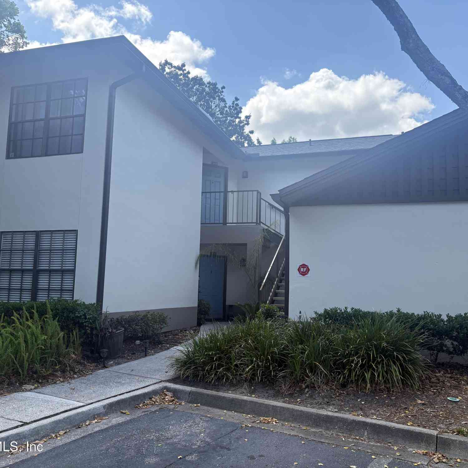 Condo For Sale - 10150 Belle Rive Boulevard #402<br/> Duval County, Jacksonville, FL 32256