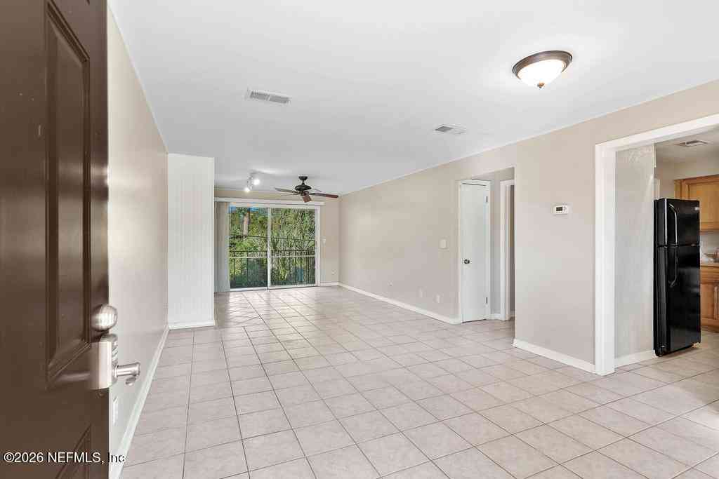 Condo For Sale - 1618 El Camino Road #6<br/> Duval County, Jacksonville, FL 32216