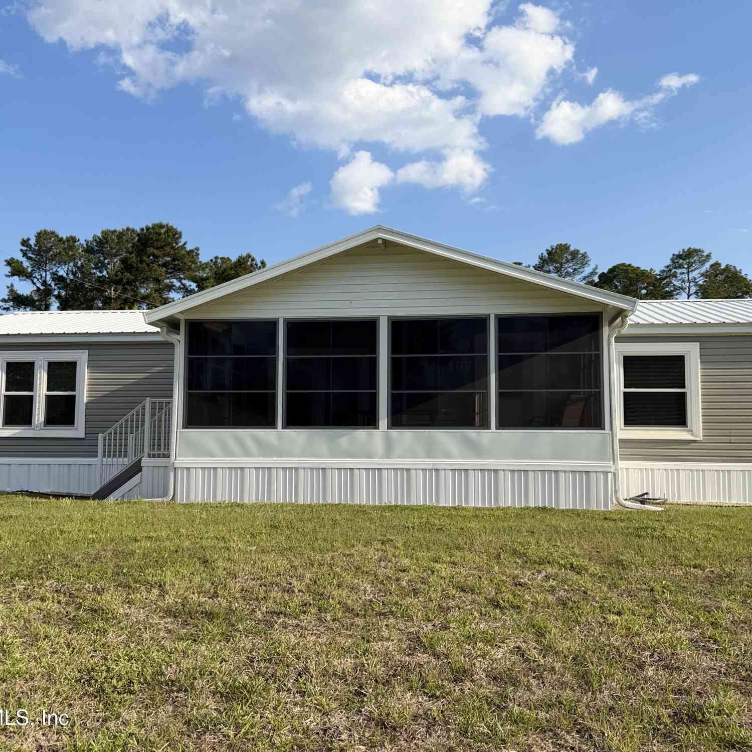 Mobile Home For Sale - 107 Trout Trail<br/> Putnam County, Crescent City, FL 32112