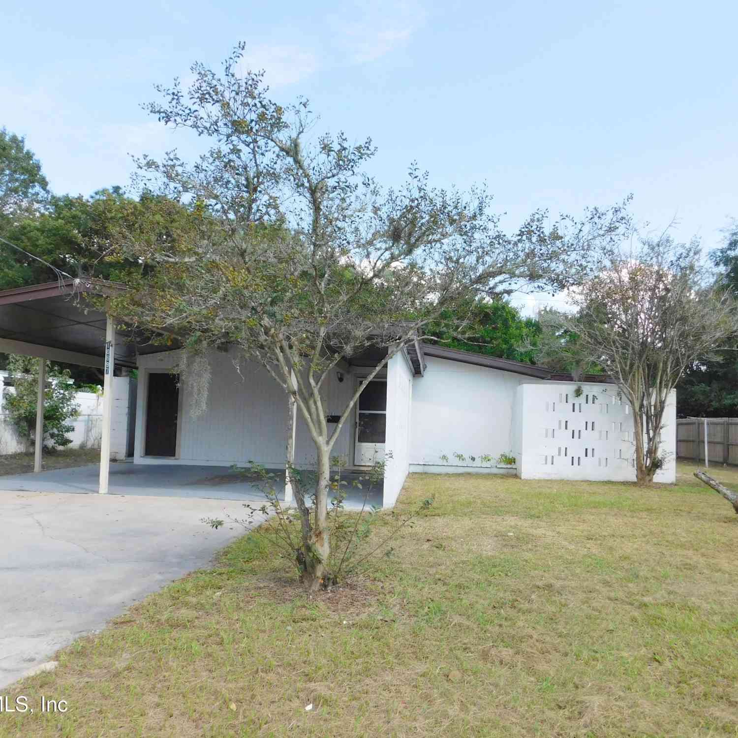 Homes For Rent - 10897 Regency Drive<br/> Jacksonville, FL 32218