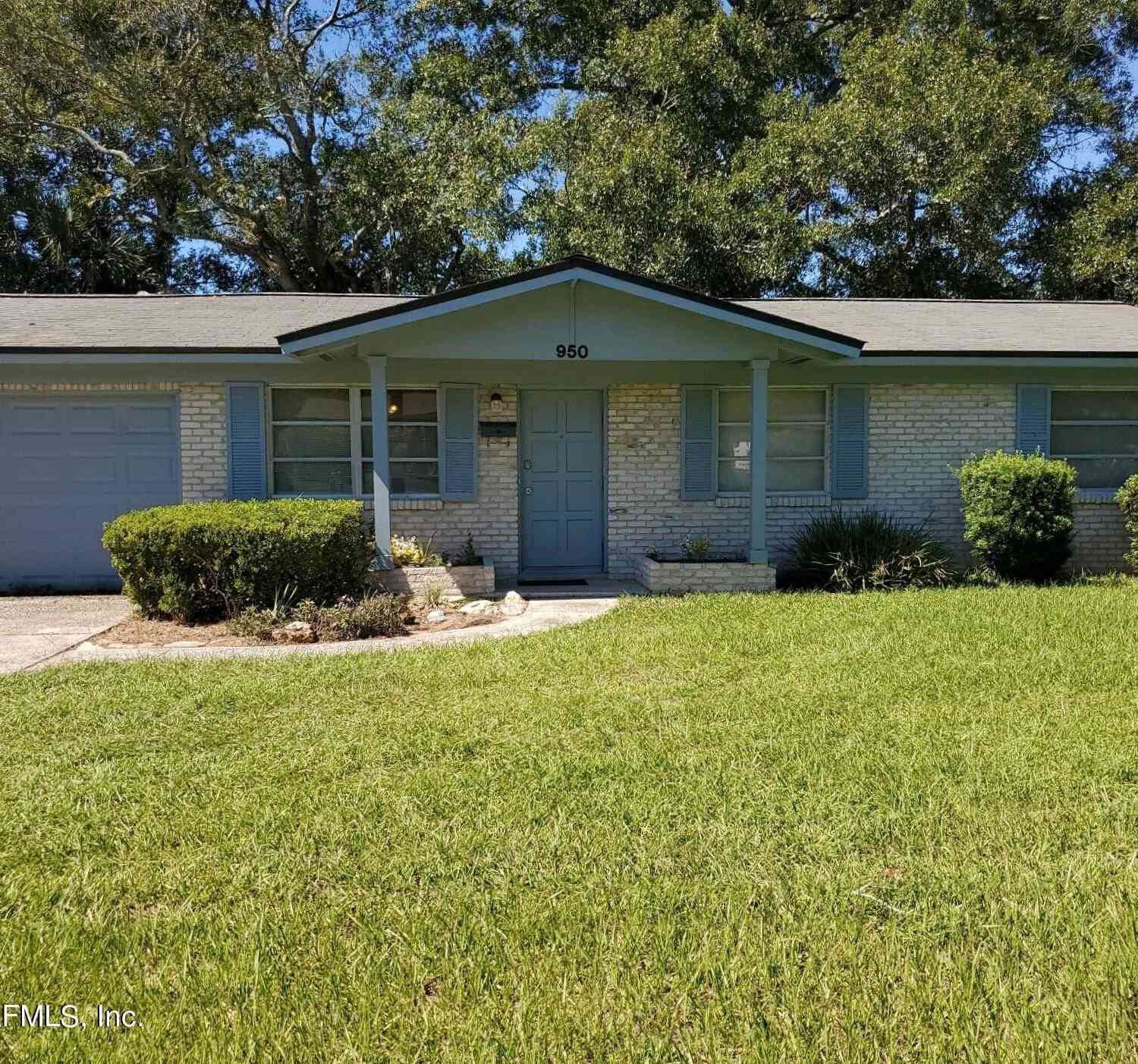Homes For Sale - 950 Millard Court<br/> Jacksonville, FL 32225