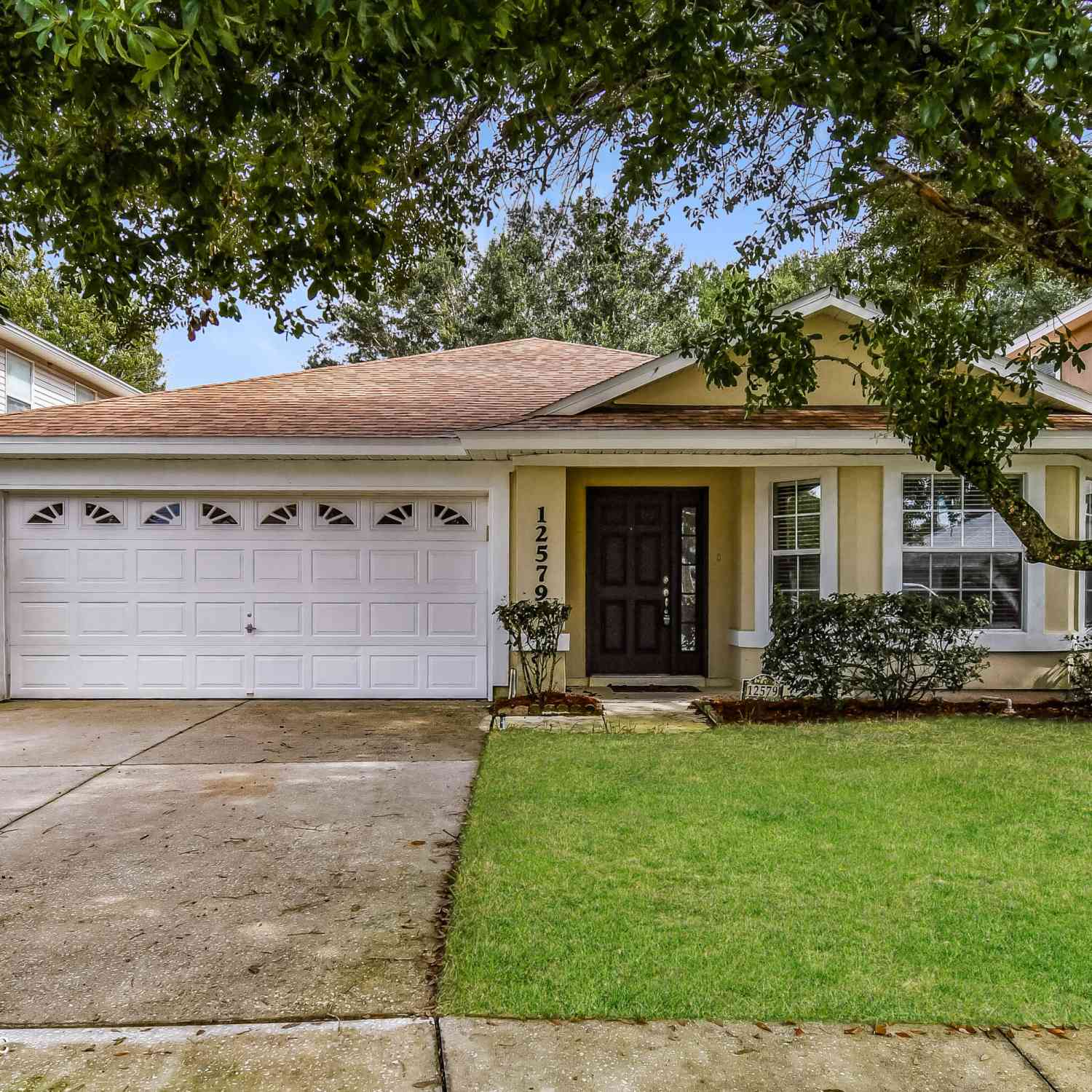 Homes For Rent - 12579 Woodfield Circle<br/> Jacksonville, FL 32258