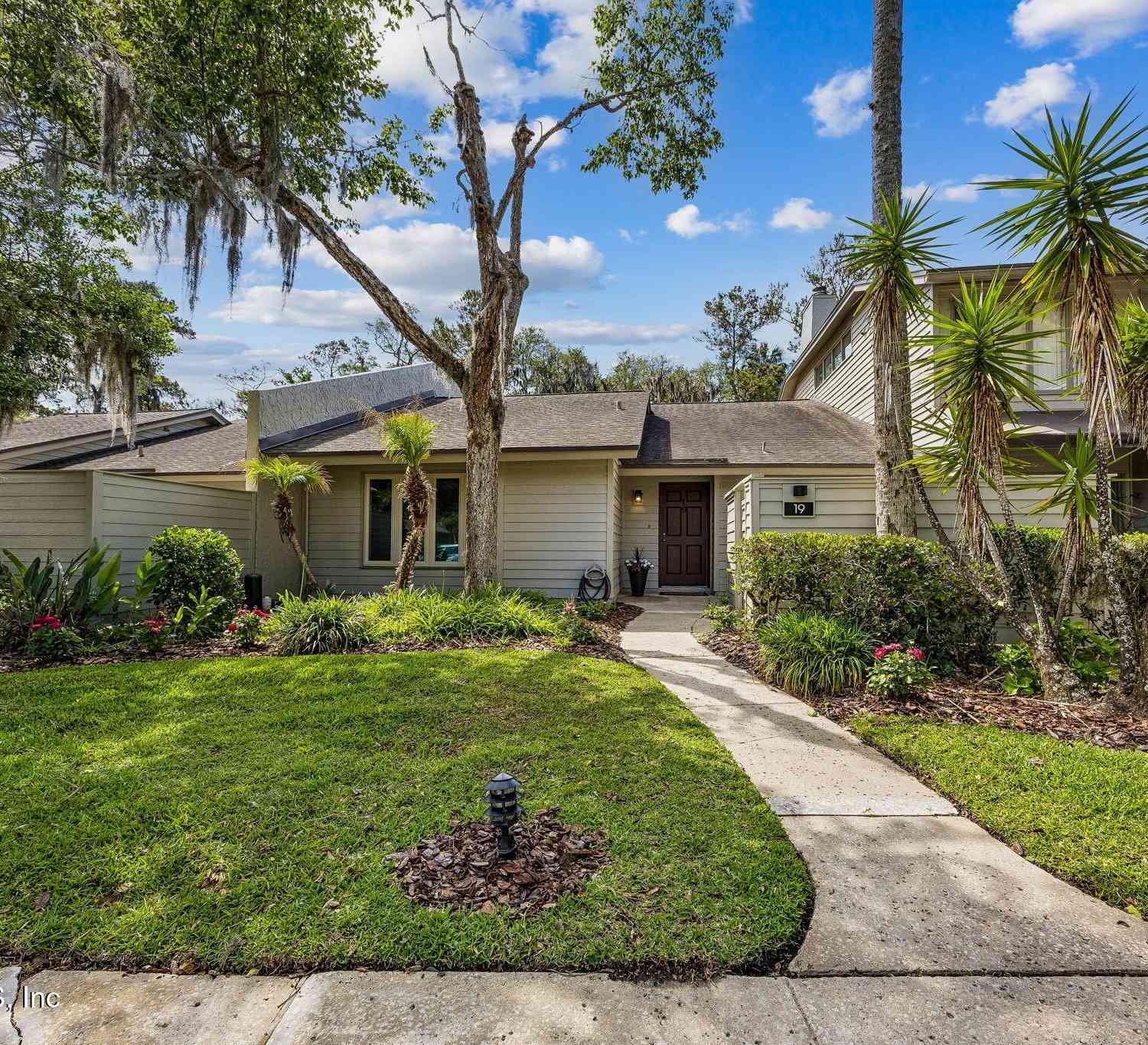 Condo For Sale - 19 Players Club Villas Road<br/> Ponte Vedra Beach, FL 32082