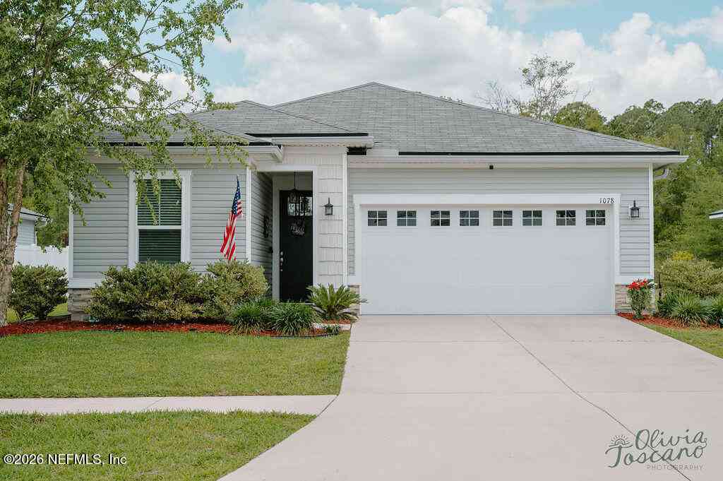 Homes For Sale - 1078 Persimmon Drive<br/> Middleburg, FL 32068