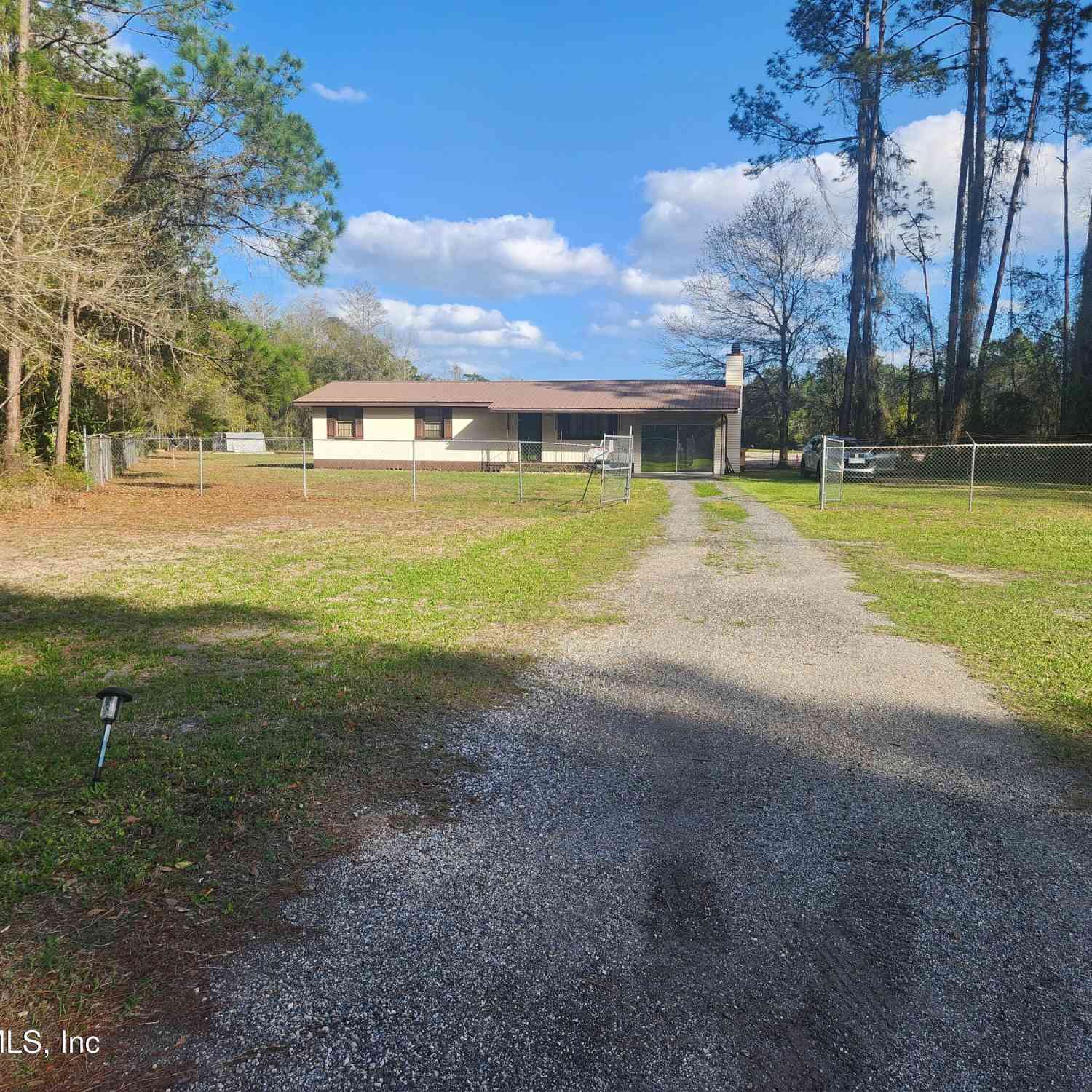 Homes For Sale - 2355 SE State Road 100<br/> Starke, FL 32091
