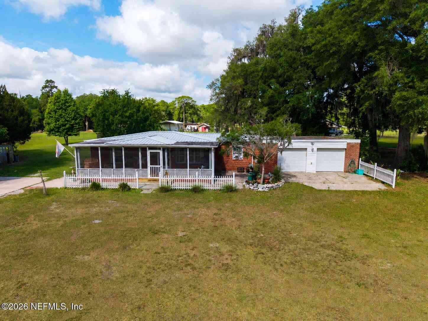 Homes For Sale - 155 Roddy Road<br/> Palatka, FL 32177