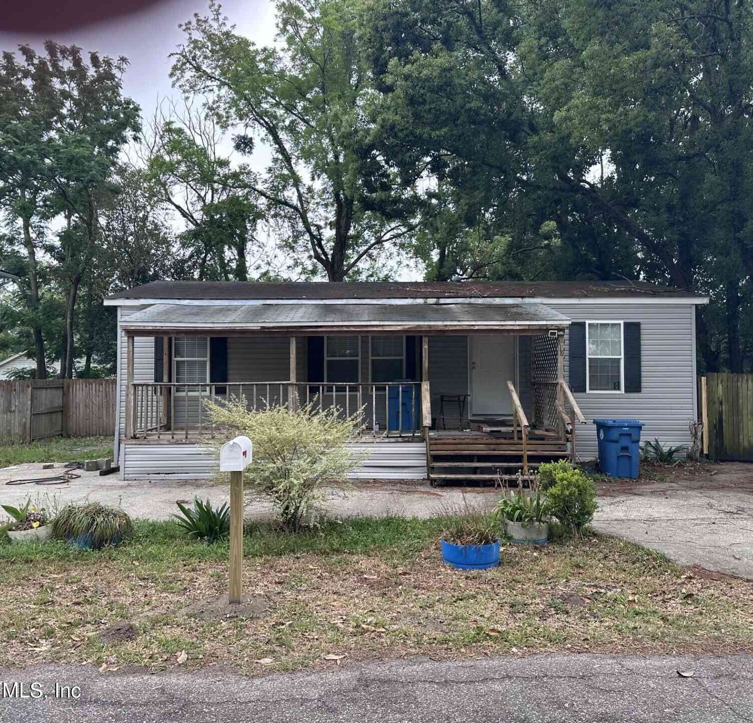 Mobile Home For Sale - 118 Orangedale Avenue<br/> Jacksonville, FL 32218