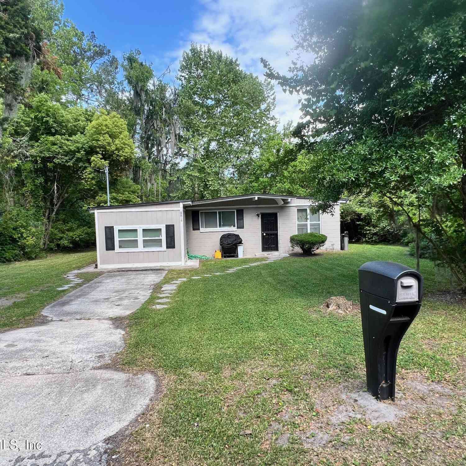 Homes For Sale - 8815 3rd Avenue<br/> Jacksonville, FL 32208