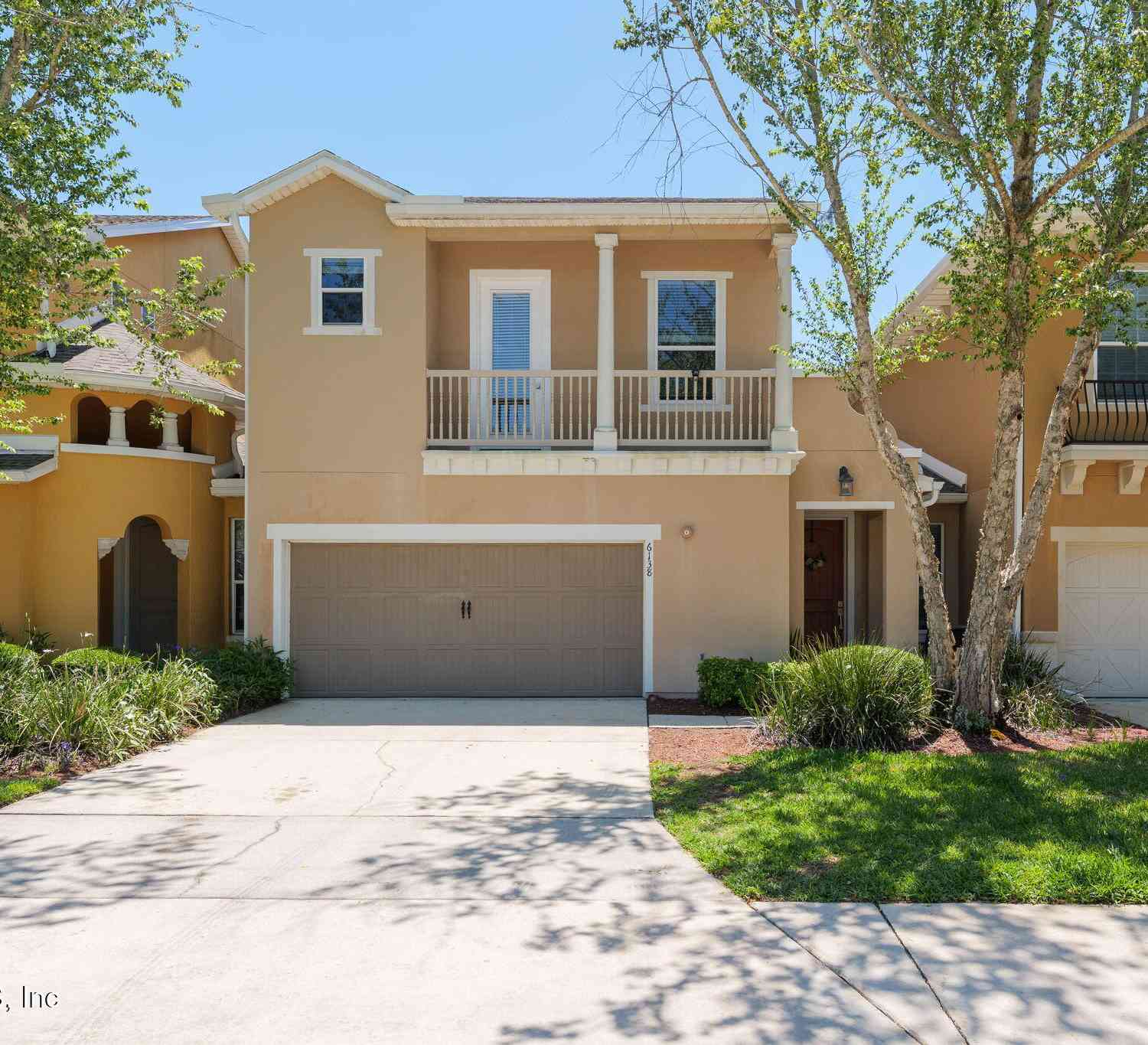 Townhouse For Sale - 6138 Clearsky Drive<br/> Jacksonville, FL 32258