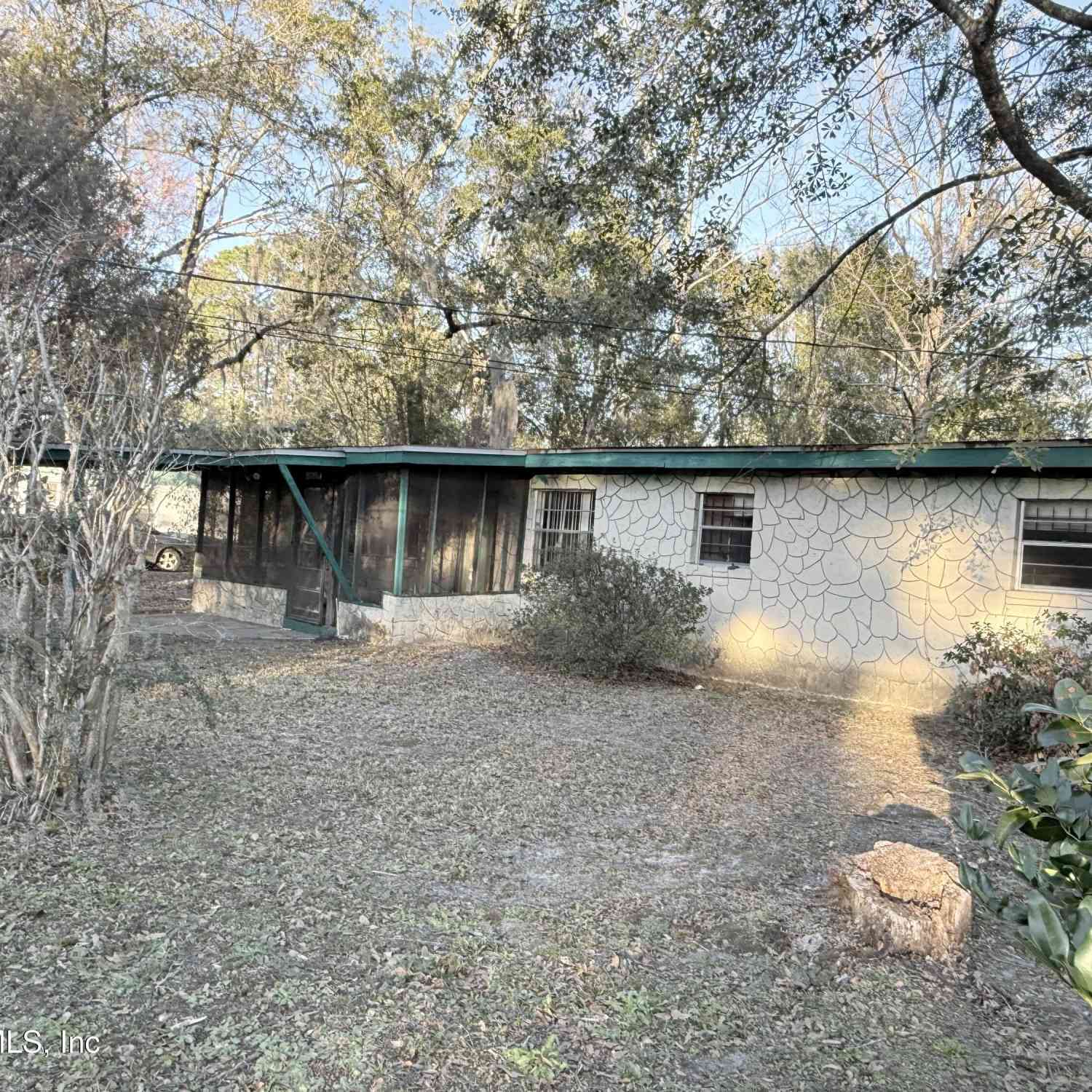 Homes For Sale - 9129 Tamworth Road<br/> Jacksonville, FL 32208