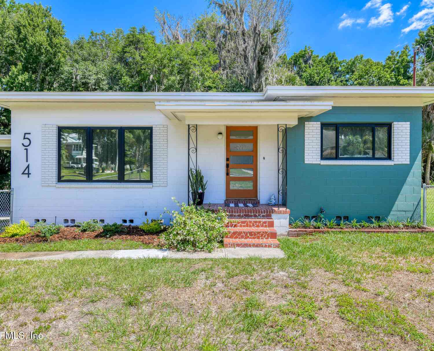 Homes For Sale - 514 Mulholland<br/> Palatka, FL 32177